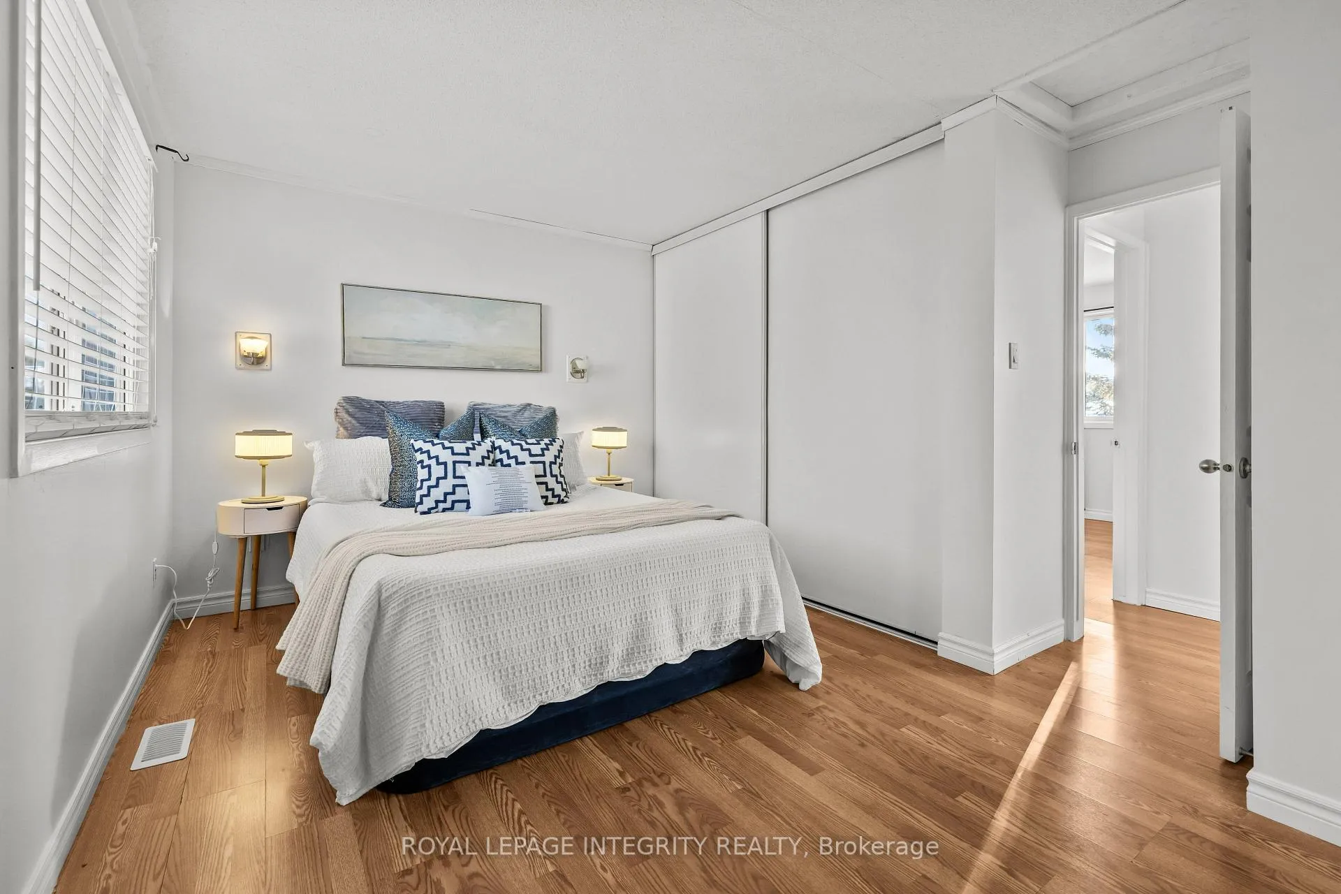 Photo 19 of 45 Raftus Square, Ottawa, Barrhaven - Pheasant Run — HOMEH