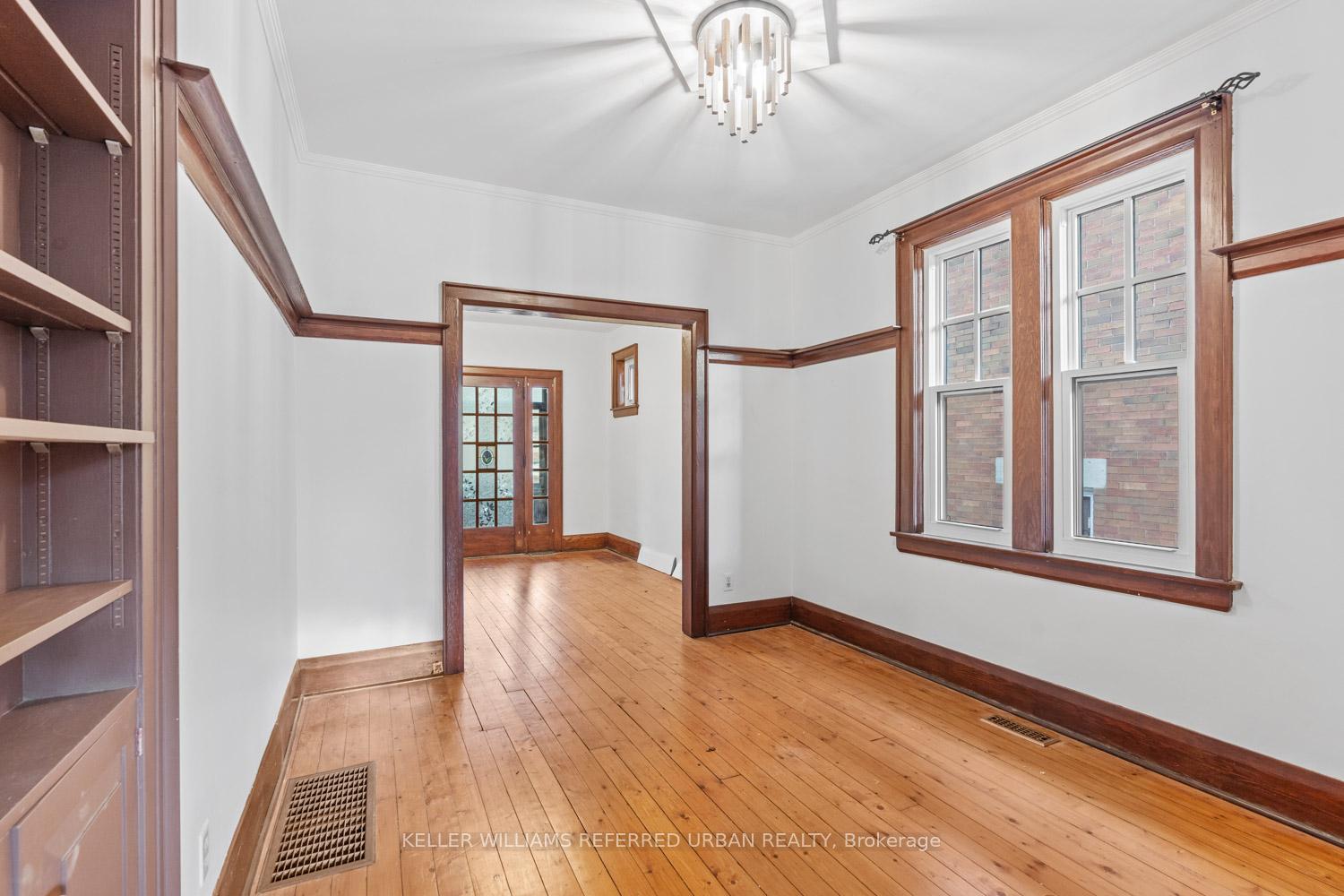 Photo 36 of 70 Superior Avenue, Etobicoke, Mimico — HOMEH