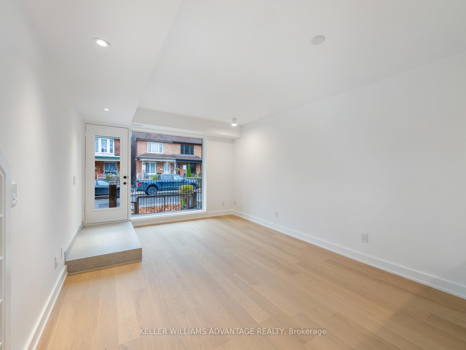 Photo 2 of Unit Apt 1, 91 Bellwoods Avenue, Toronto, Trinity-Bellwoods — HOMEH