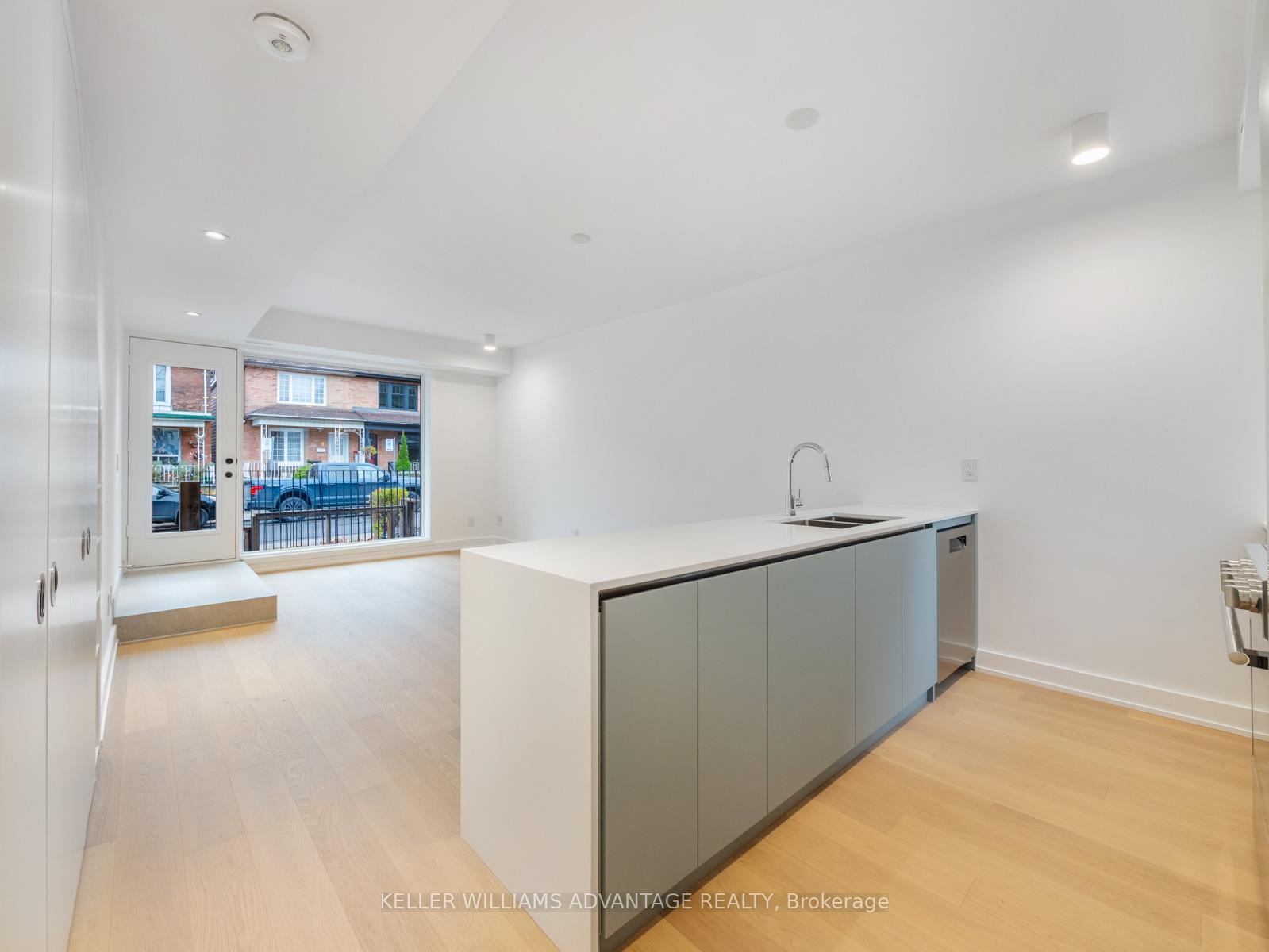 Photo 11 of Unit Apt 1, 91 Bellwoods Avenue, Toronto, Trinity-Bellwoods — HOMEH