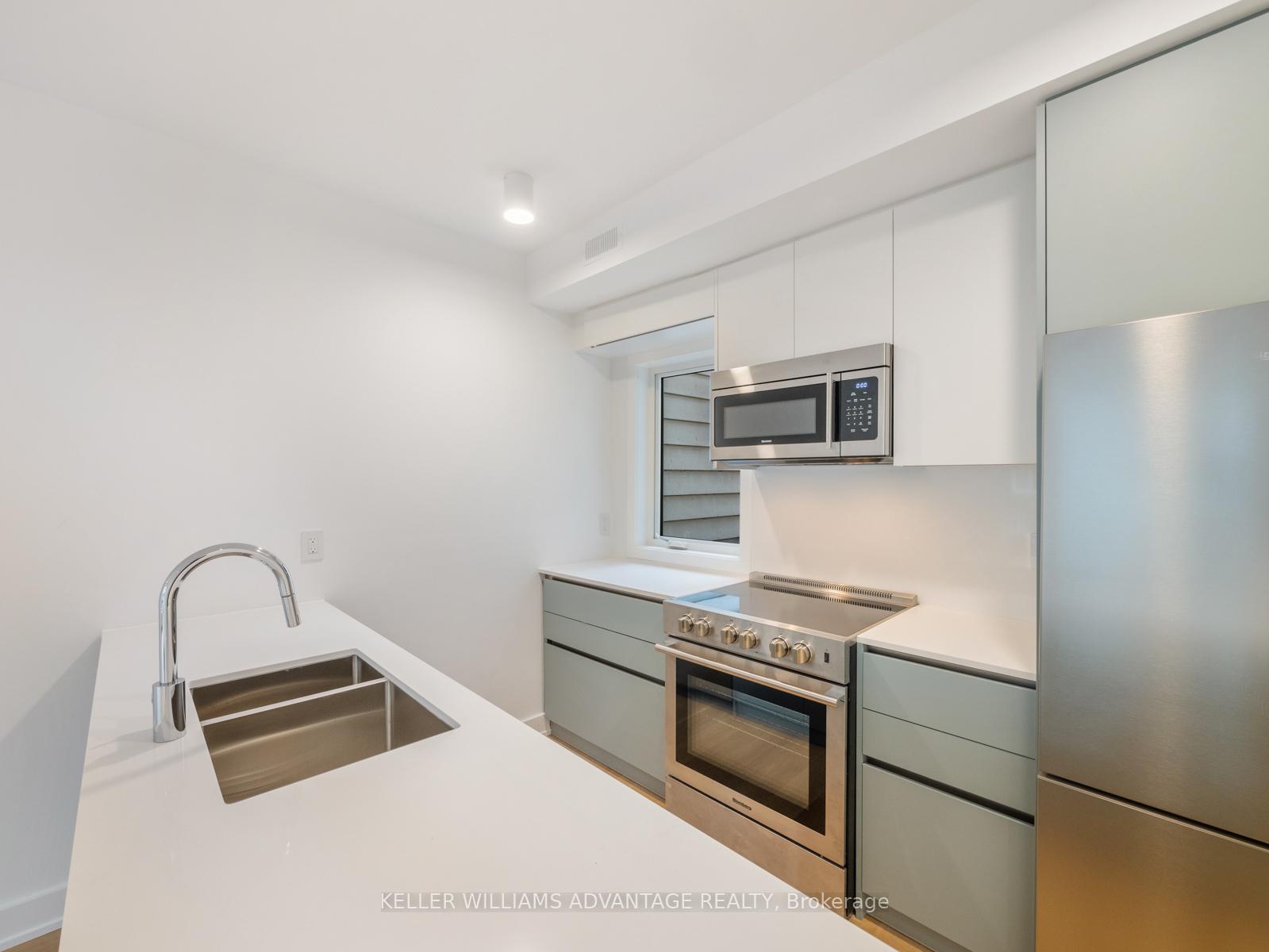 Photo 3 of Unit Apt 1, 91 Bellwoods Avenue, Toronto, Trinity-Bellwoods — HOMEH