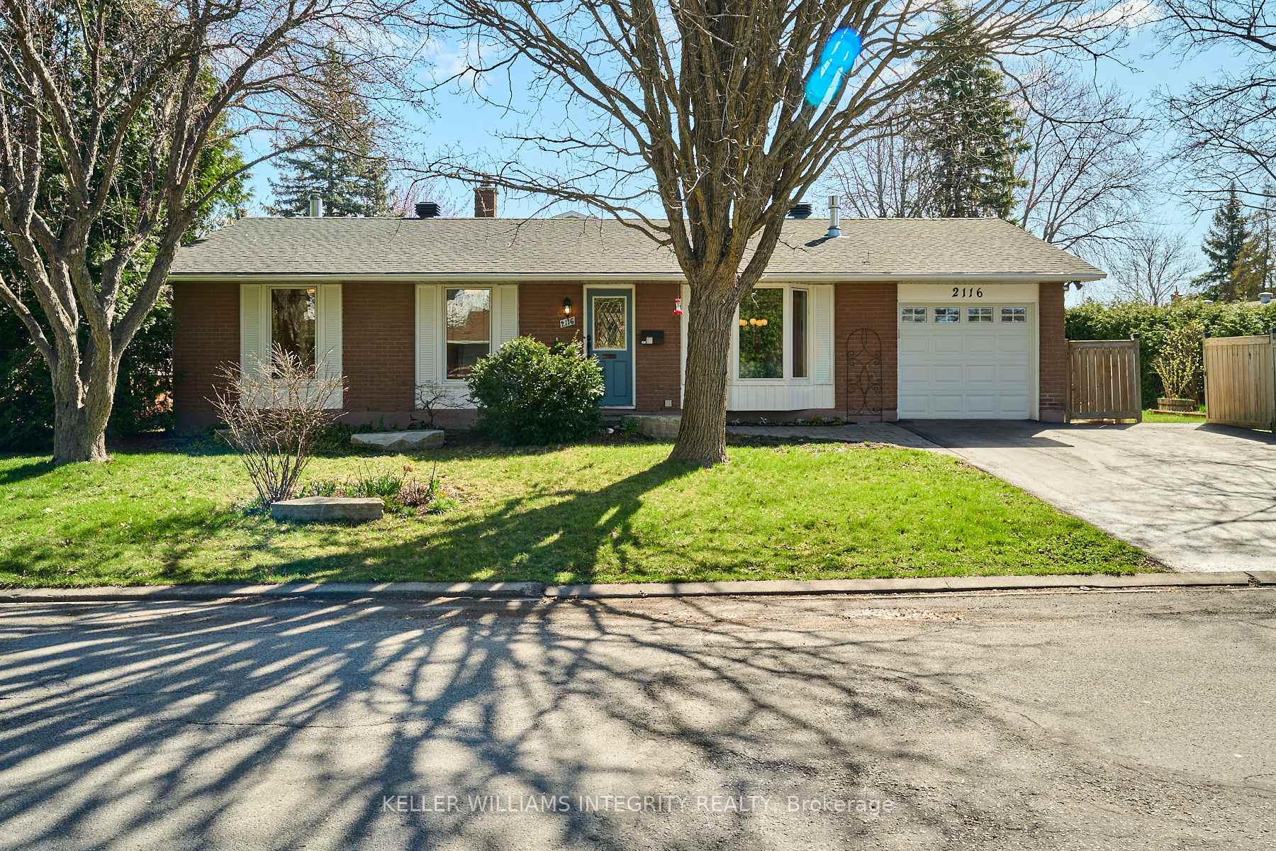 Photo 1 of 2116 Fillmore Crescent, Ottawa, Beacon Hill North — HOMEH