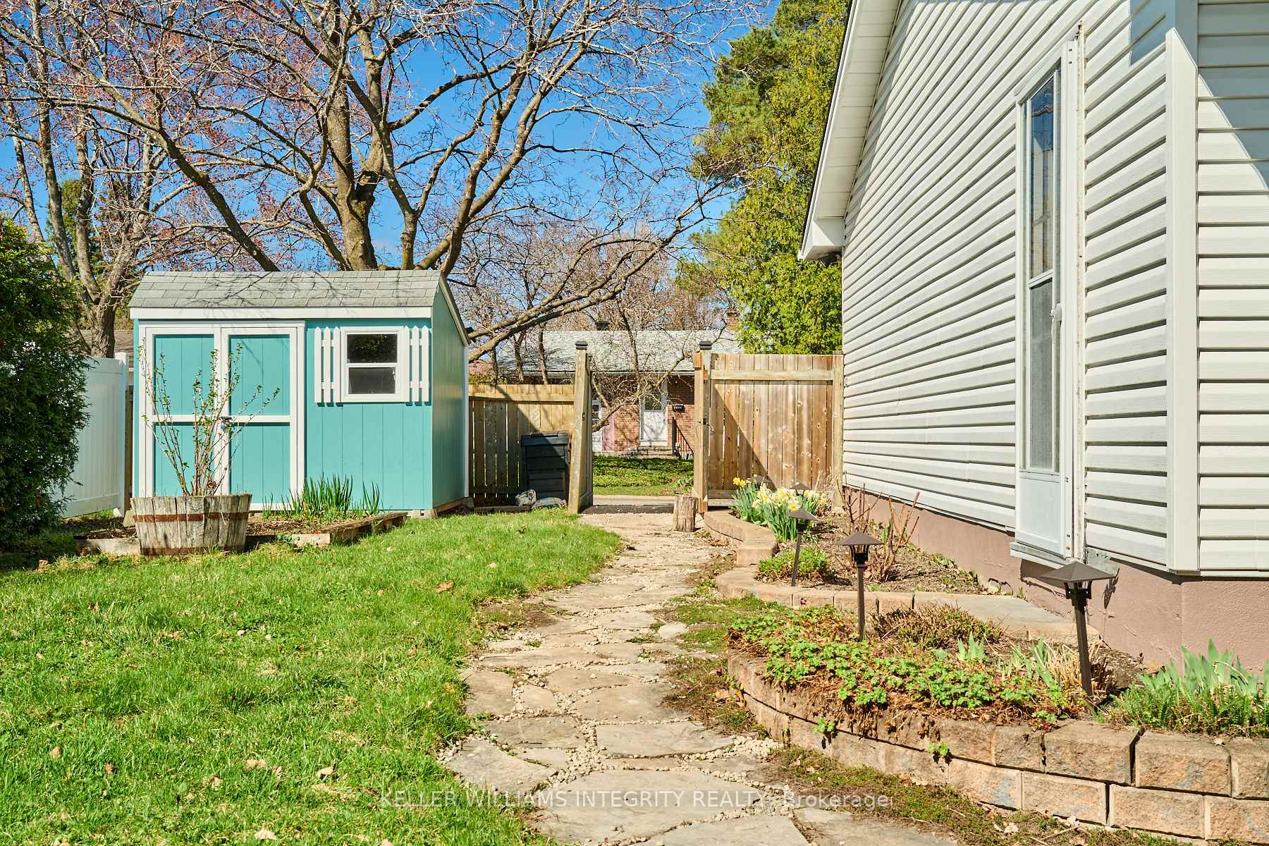 Photo 41 of 2116 Fillmore Crescent, Ottawa, Beacon Hill North — HOMEH