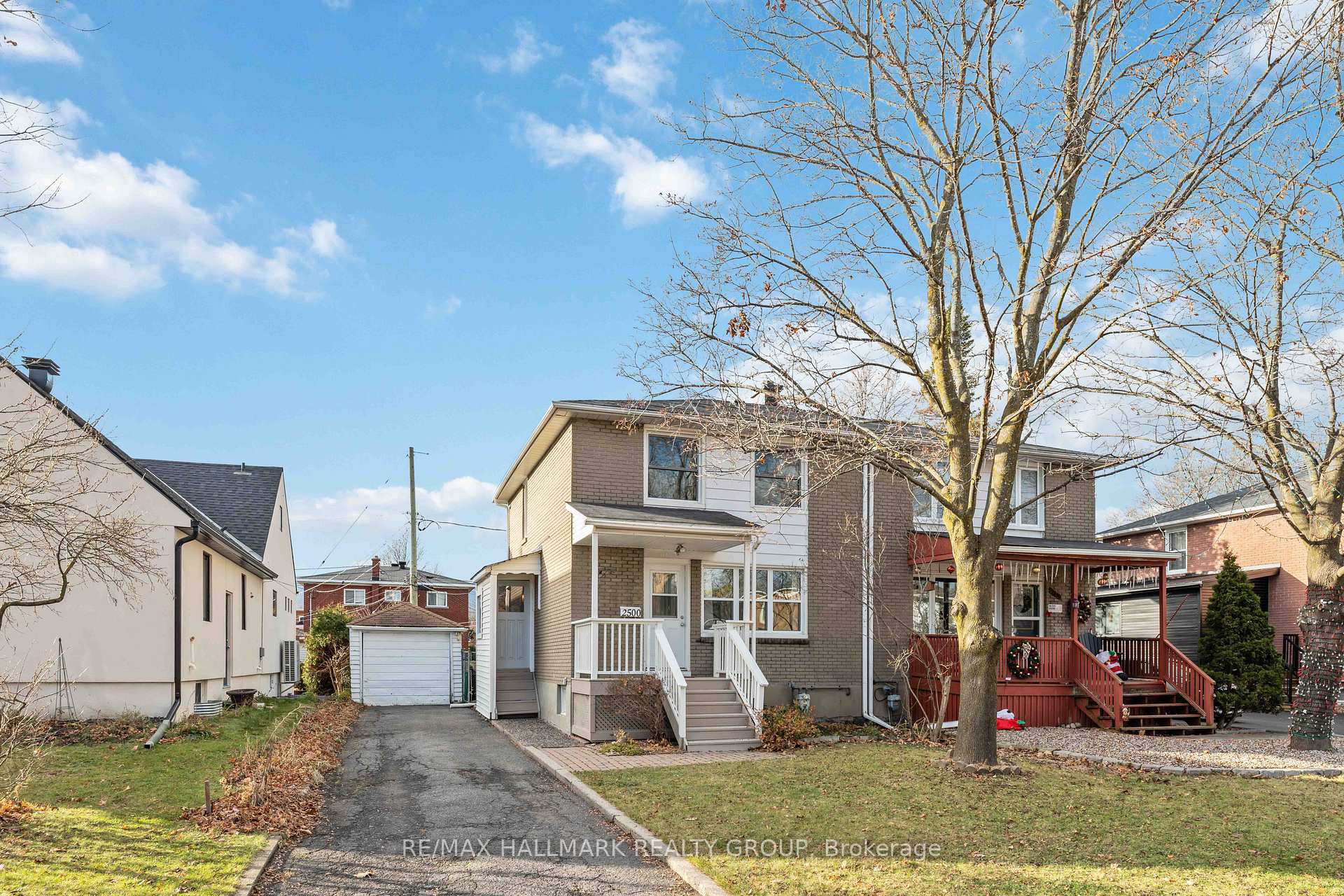 Photo 1 of 2500 Chasseur Avenue, Ottawa, Heron Park — HOMEH