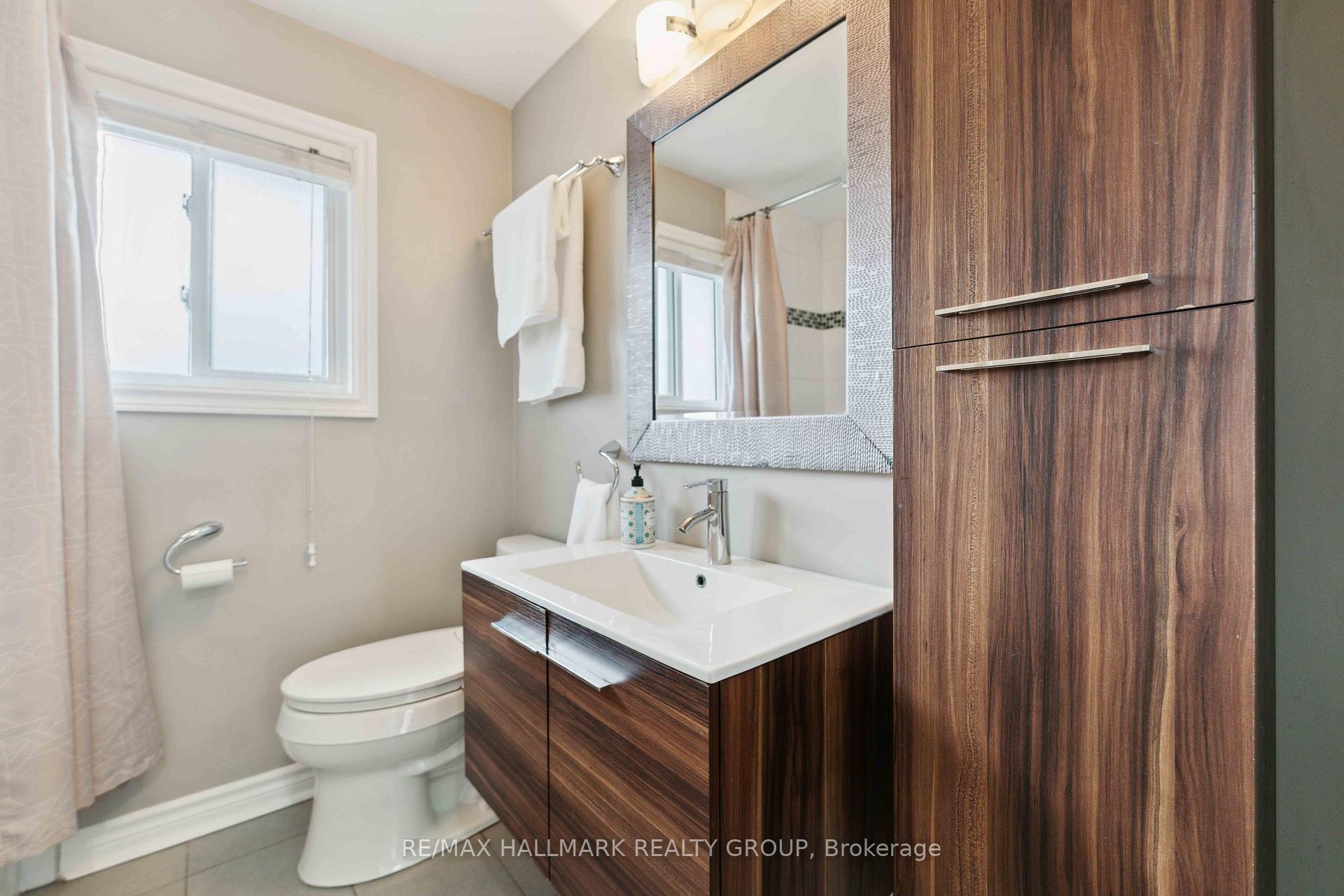 Photo 14 of 2500 Chasseur Avenue, Ottawa, Heron Park — HOMEH