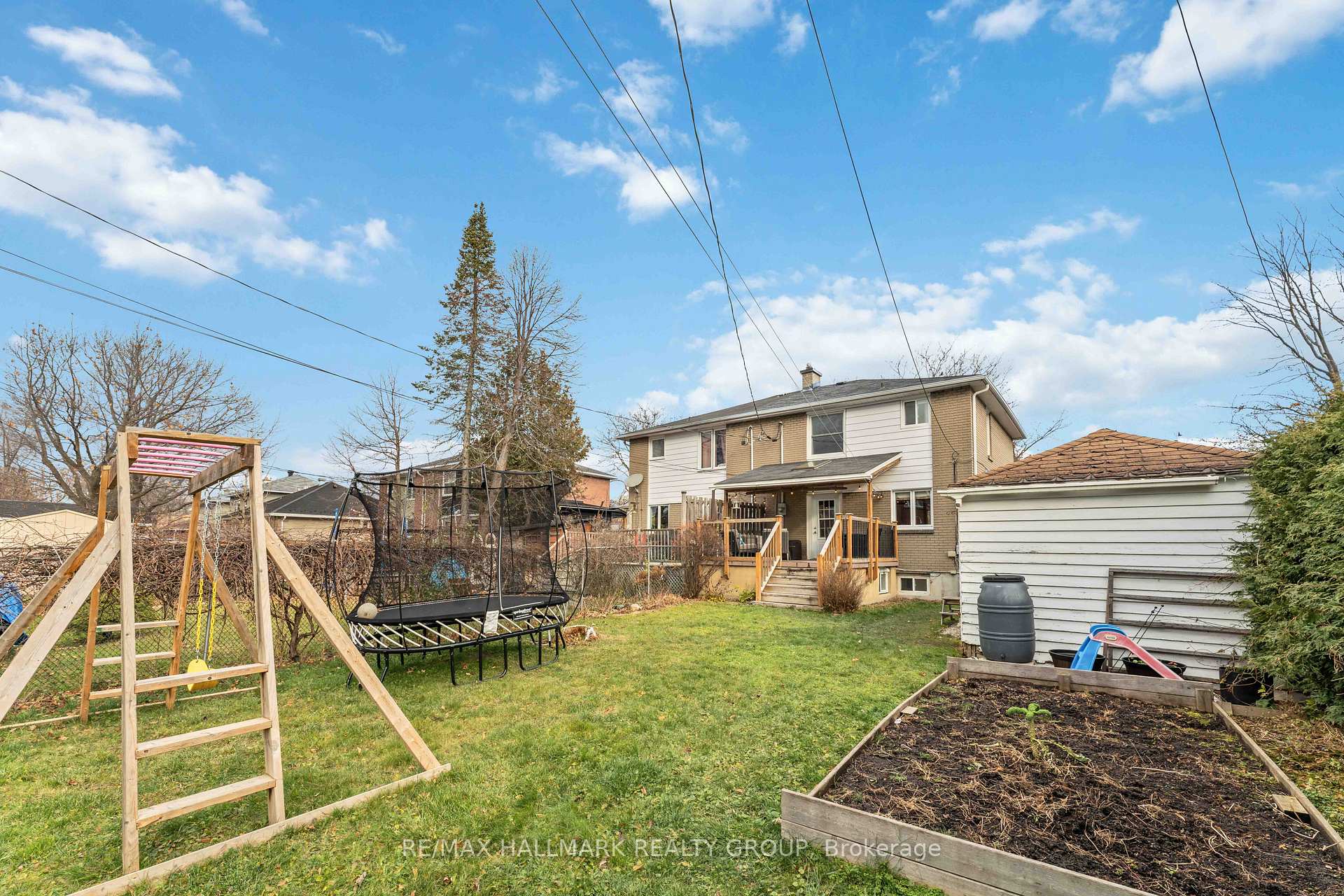 Photo 25 of 2500 Chasseur Avenue, Ottawa, Heron Park — HOMEH