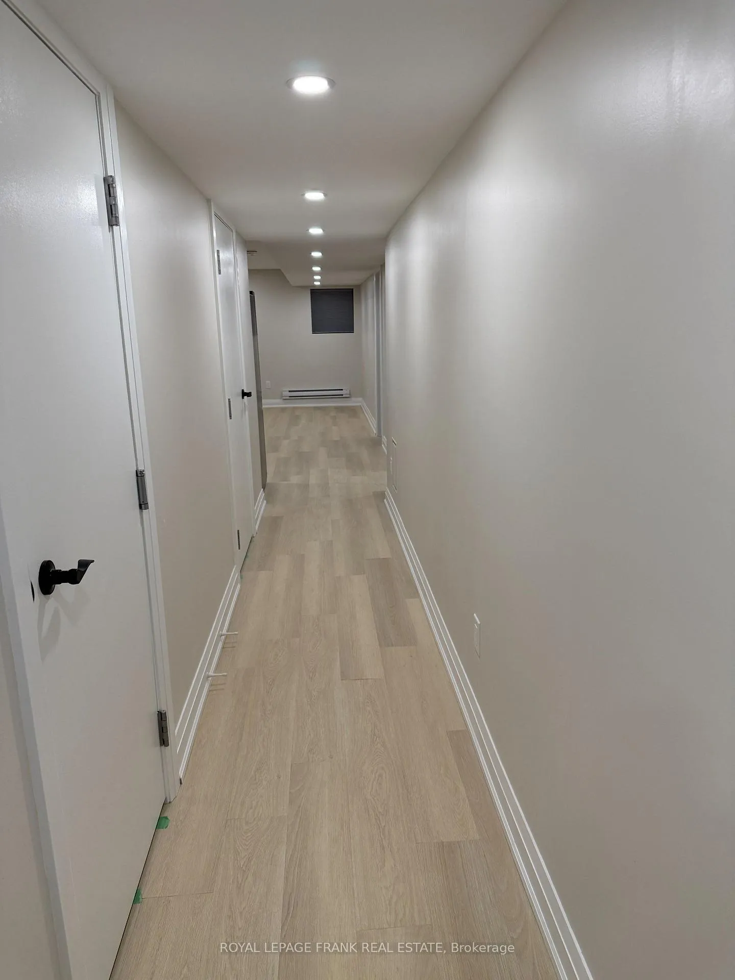 Photo 3 of Unit 23A, 23 Allinson Lane, Uxbridge — HOMEH