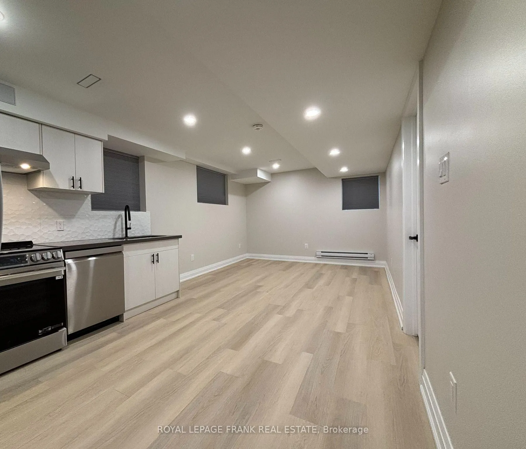 Photo 11 of Unit 23A, 23 Allinson Lane, Uxbridge — HOMEH
