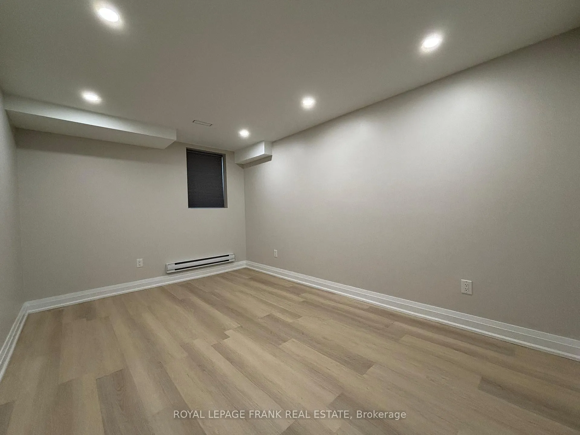 Photo 12 of Unit 23A, 23 Allinson Lane, Uxbridge — HOMEH