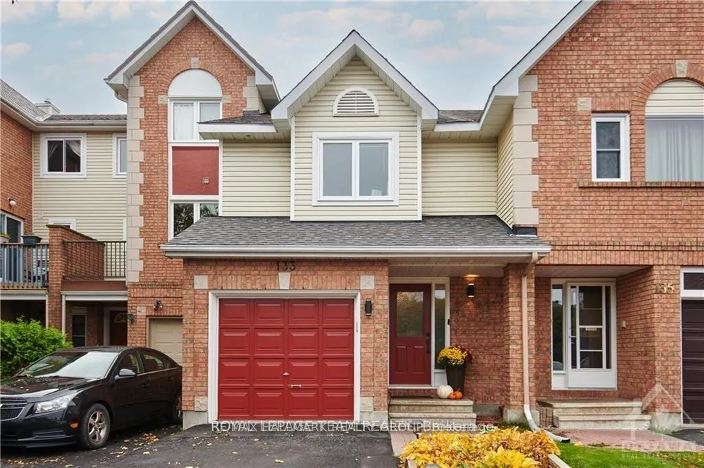 Front of 133 Woodpark Way