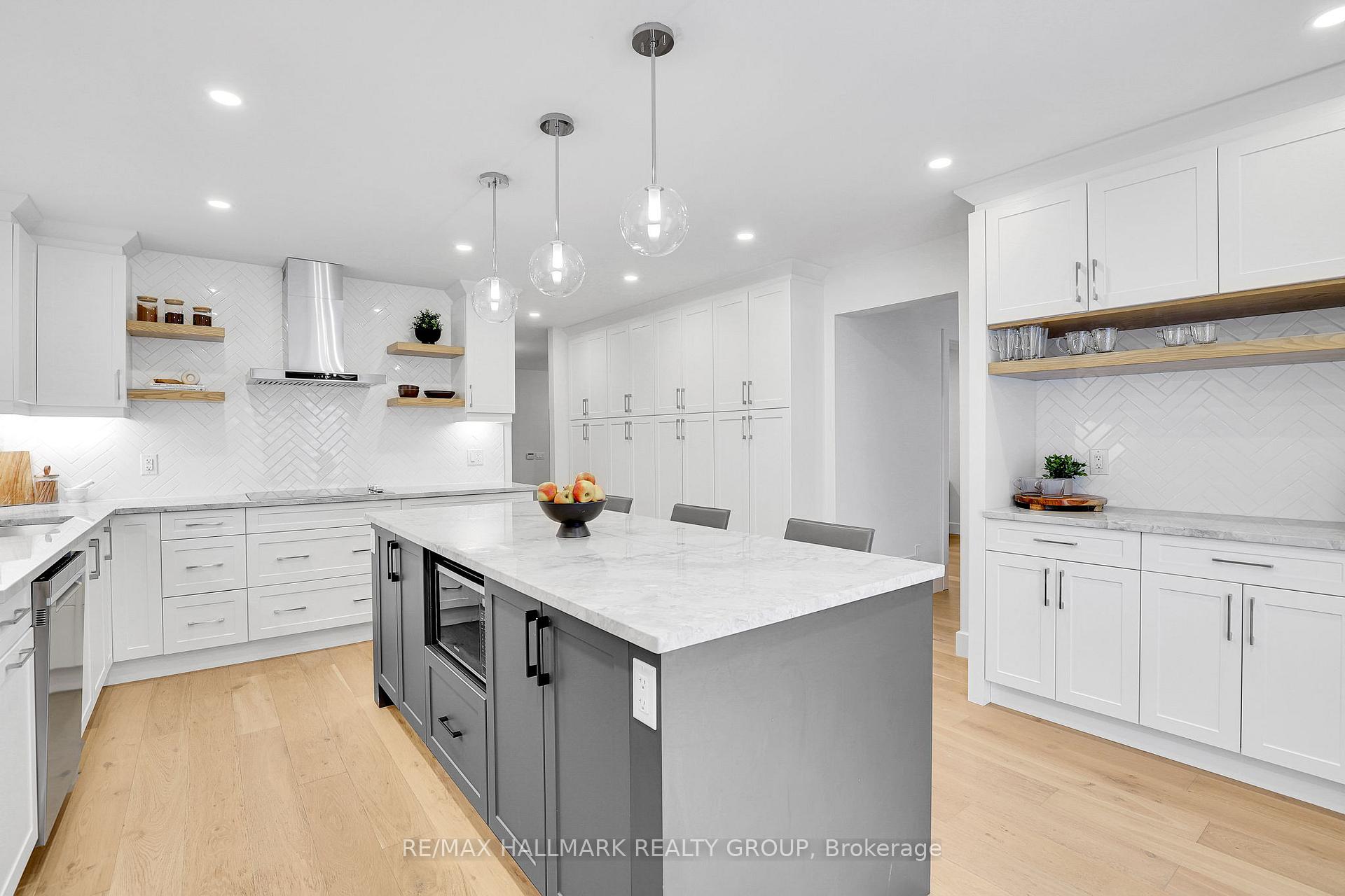 Photo 11 of 24 Florizel Avenue, Ottawa, Westcliffe Estates — HOMEH