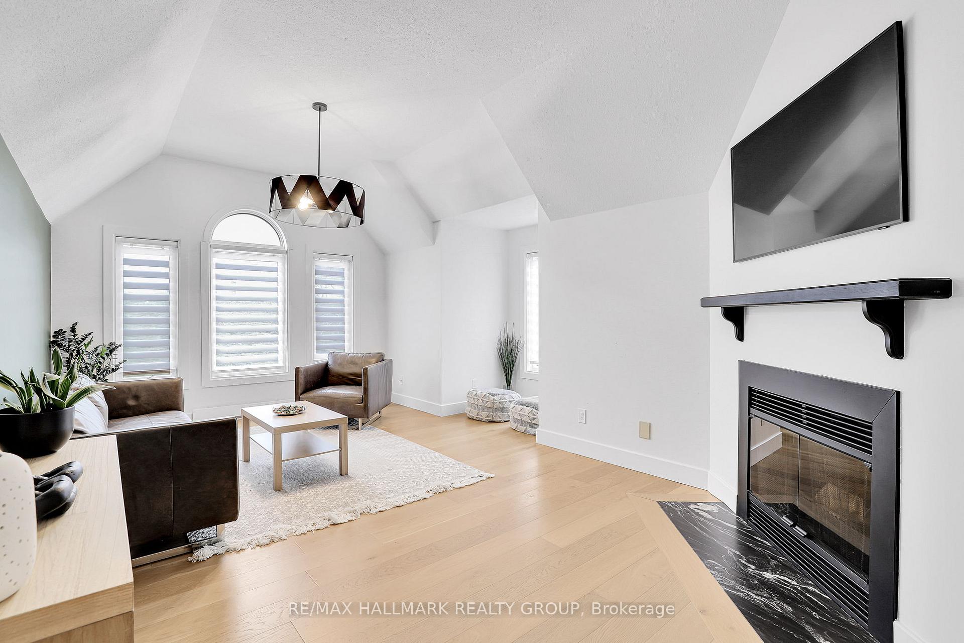 Photo 20 of 24 Florizel Avenue, Ottawa, Westcliffe Estates — HOMEH