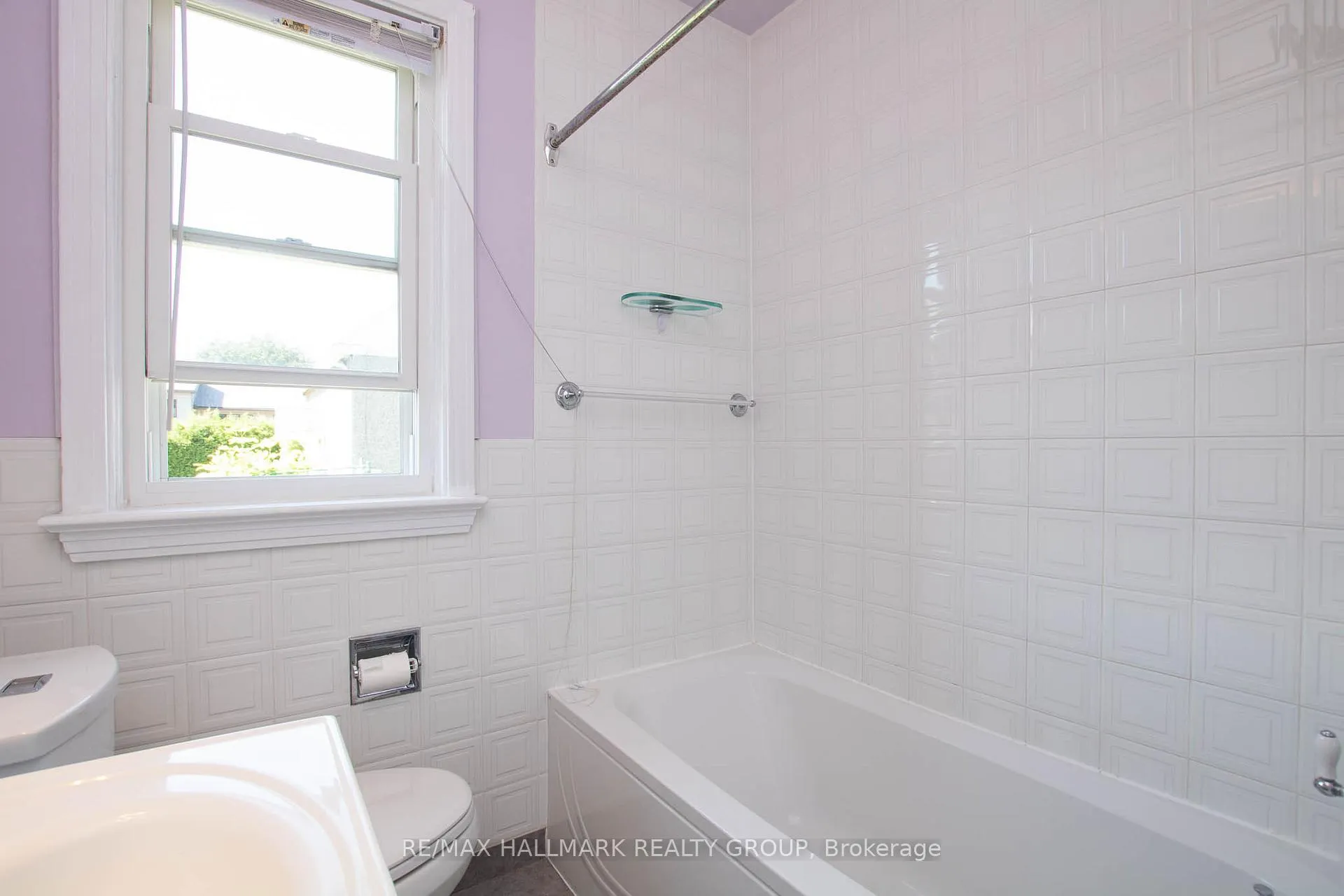 Photo 16 of 316 Ducharme Boulevard, Ottawa, Vanier — HOMEH
