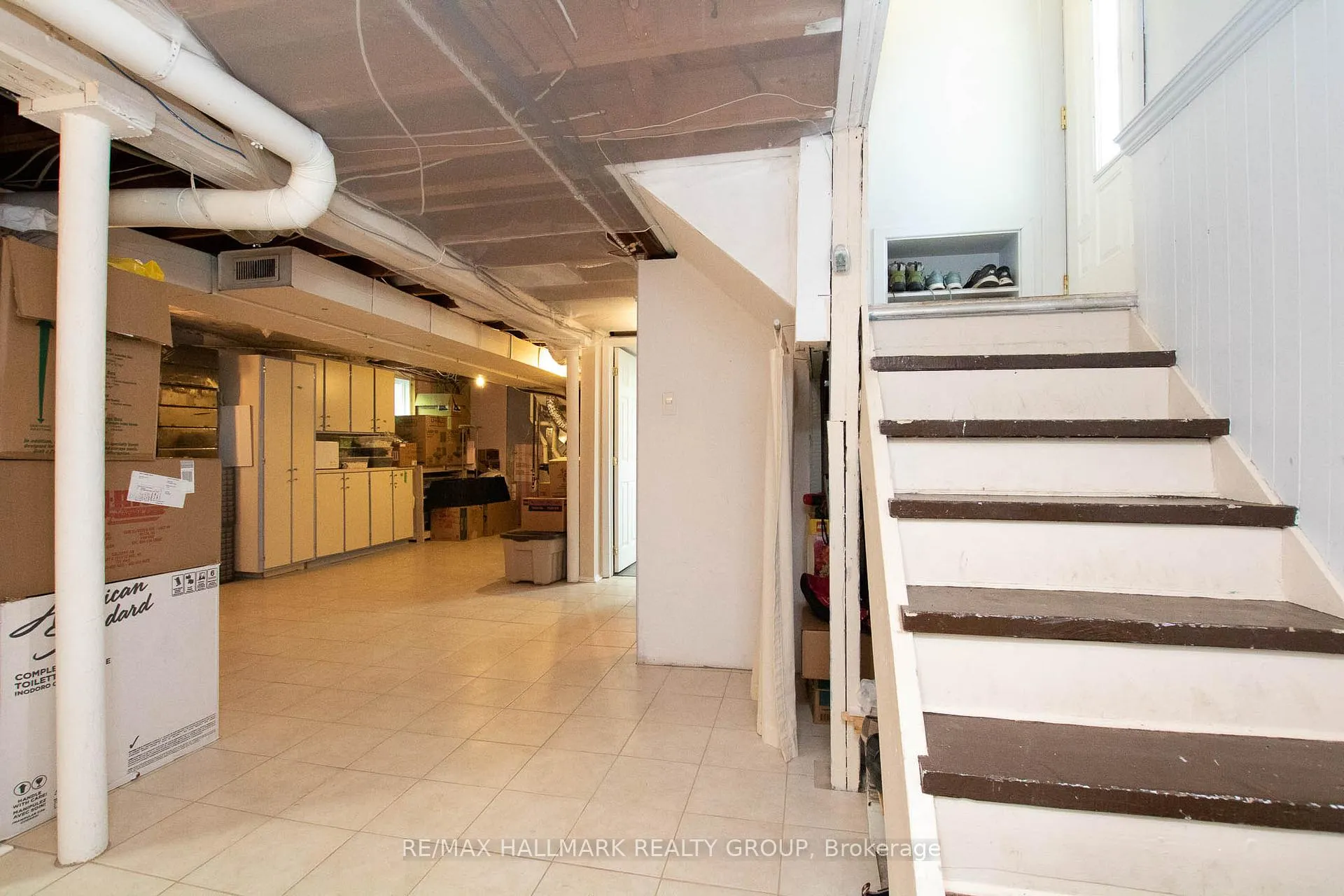 Photo 21 of 316 Ducharme Boulevard, Ottawa, Vanier — HOMEH