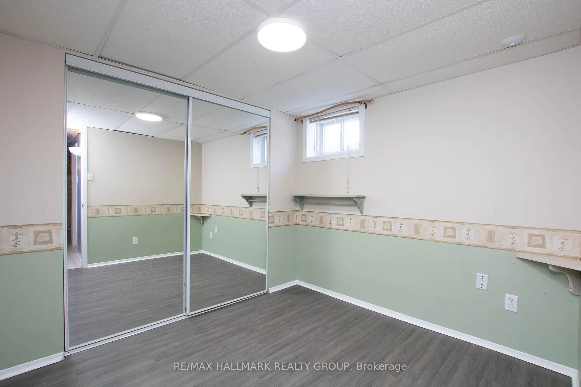 Photo 27 of 316 Ducharme Boulevard, Ottawa, Vanier — HOMEH