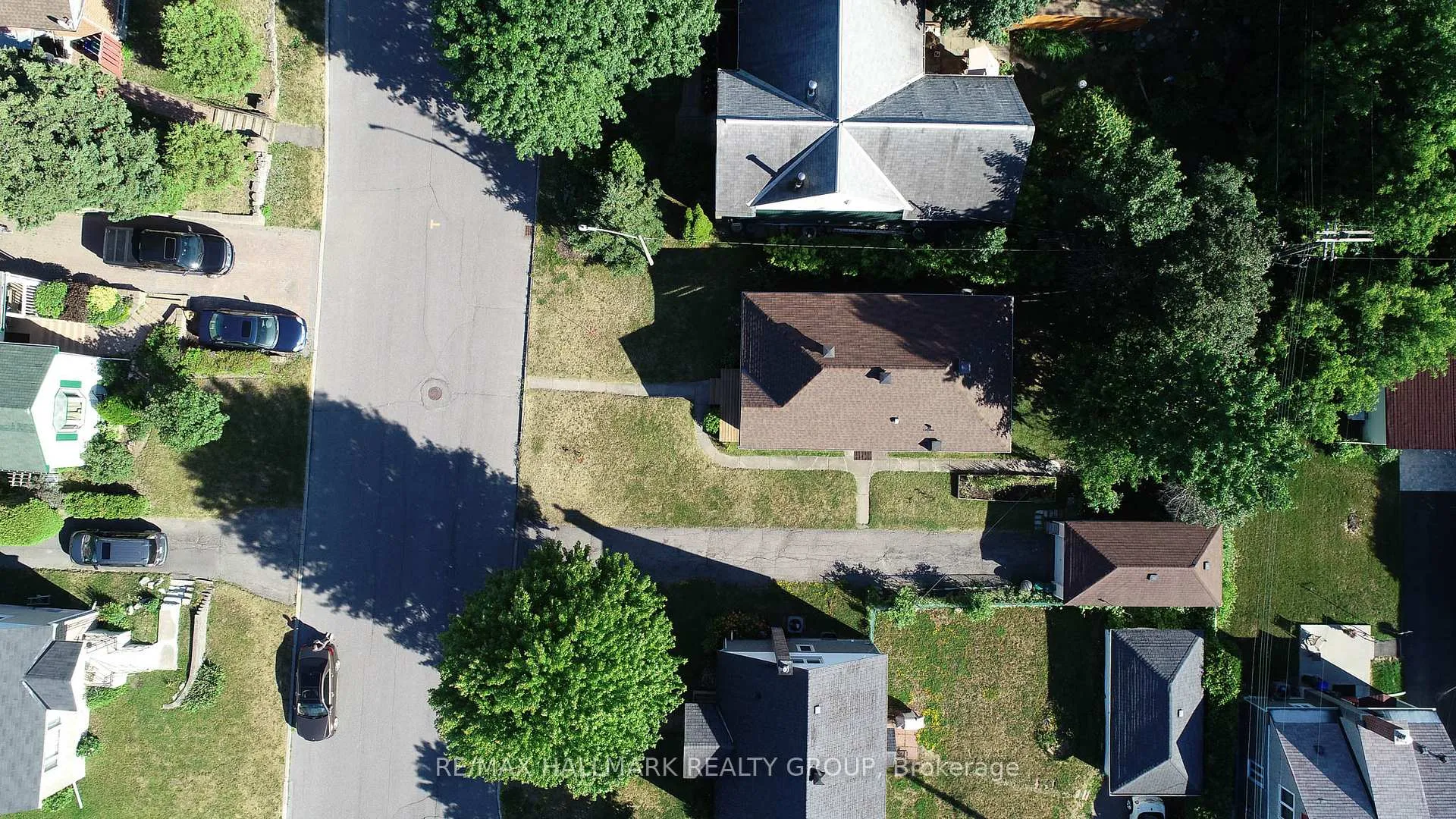 Photo 31 of 316 Ducharme Boulevard, Ottawa, Vanier — HOMEH