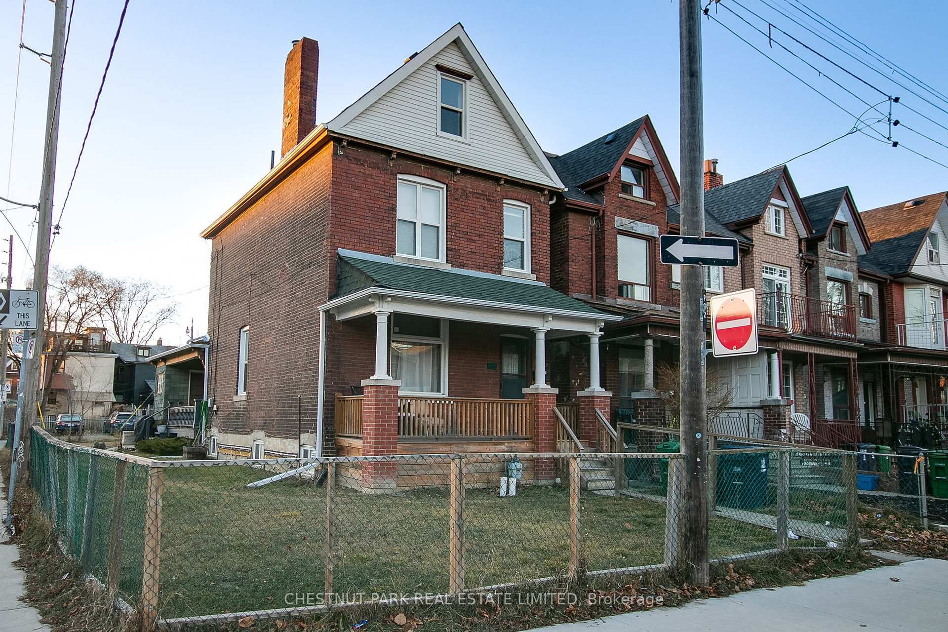 Photo 1 of Unit Main, 414 Roxton Road, Toronto, Palmerston-Little Italy — HOMEH