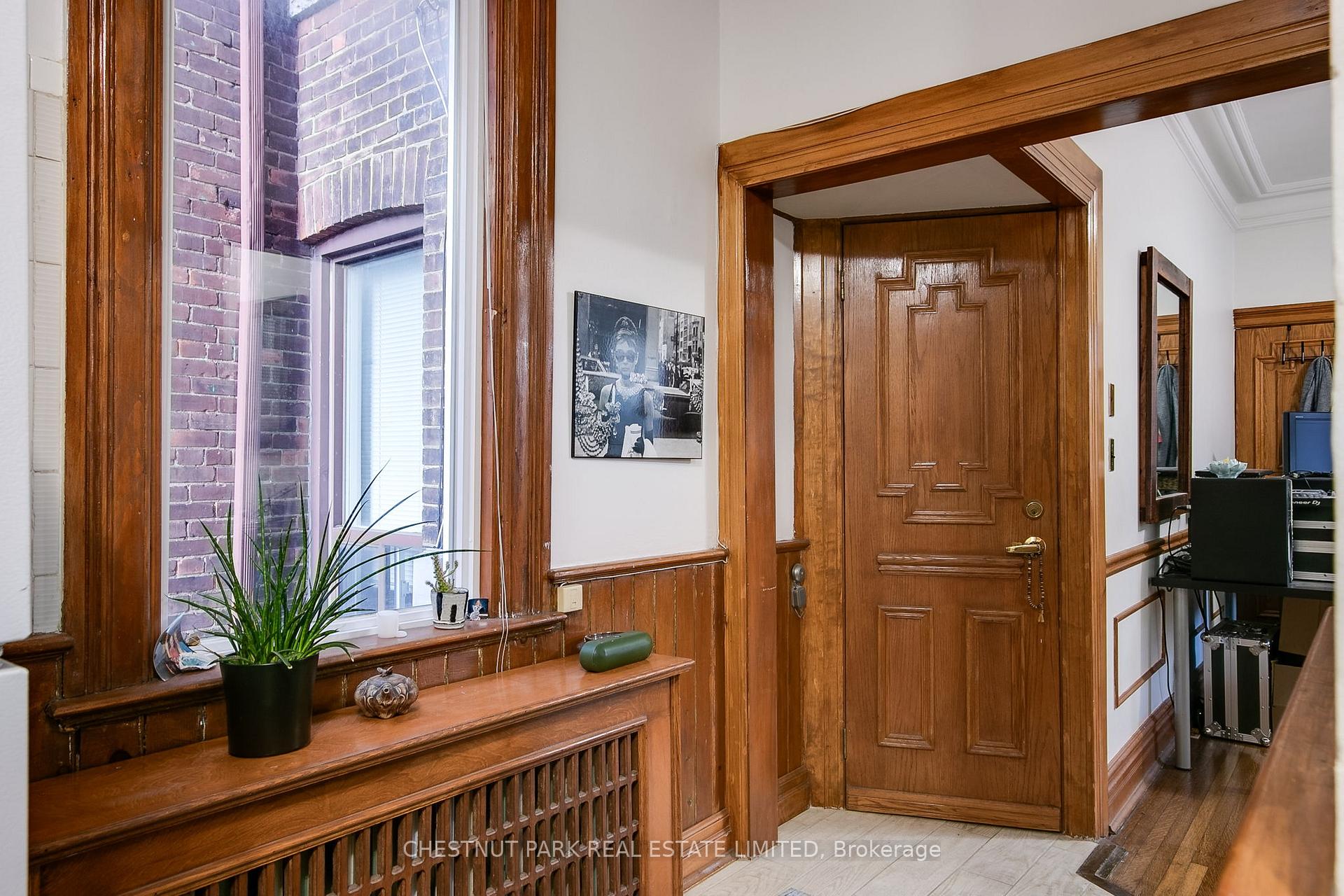 Photo 3 of Unit Main, 414 Roxton Road, Toronto, Palmerston-Little Italy — HOMEH