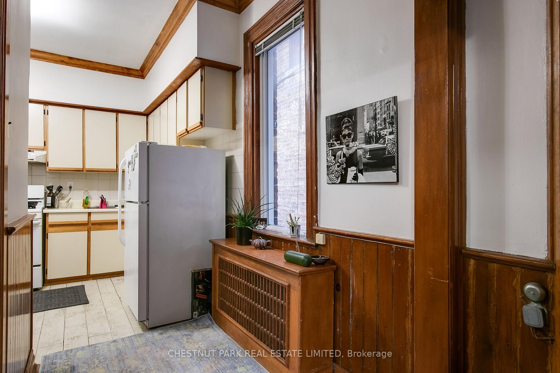Photo 11 of Unit Main, 414 Roxton Road, Toronto, Palmerston-Little Italy — HOMEH
