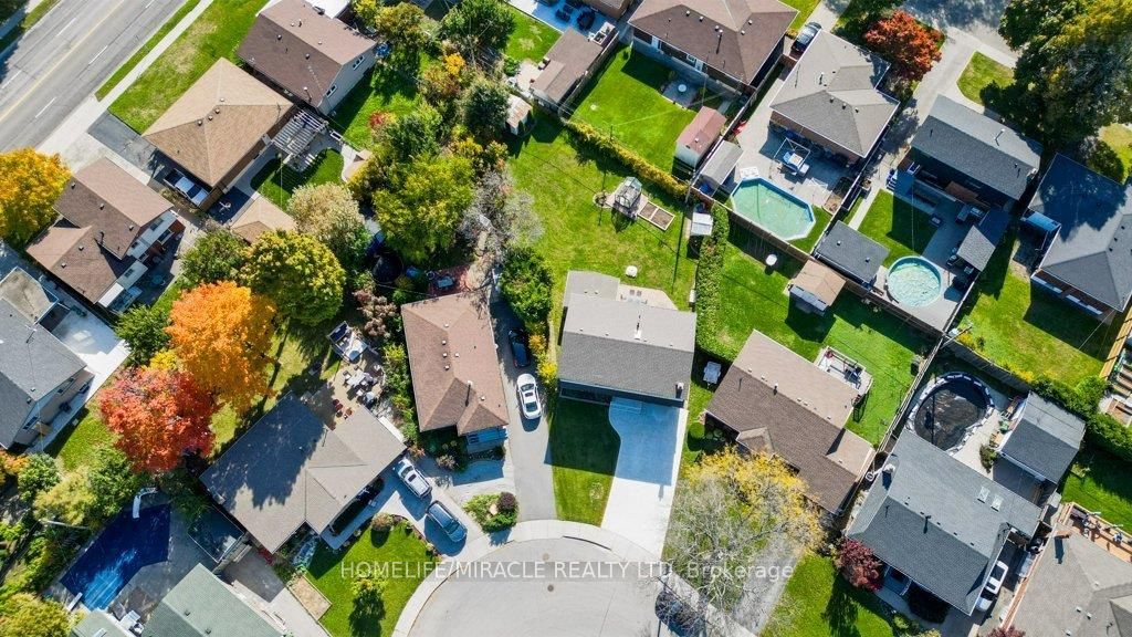 Photo 45 of 117 Loyalist Drive, Hamilton, Corman — HOMEH