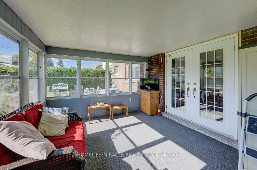 Photo 52 of 117 Loyalist Drive, Hamilton, Corman — HOMEH