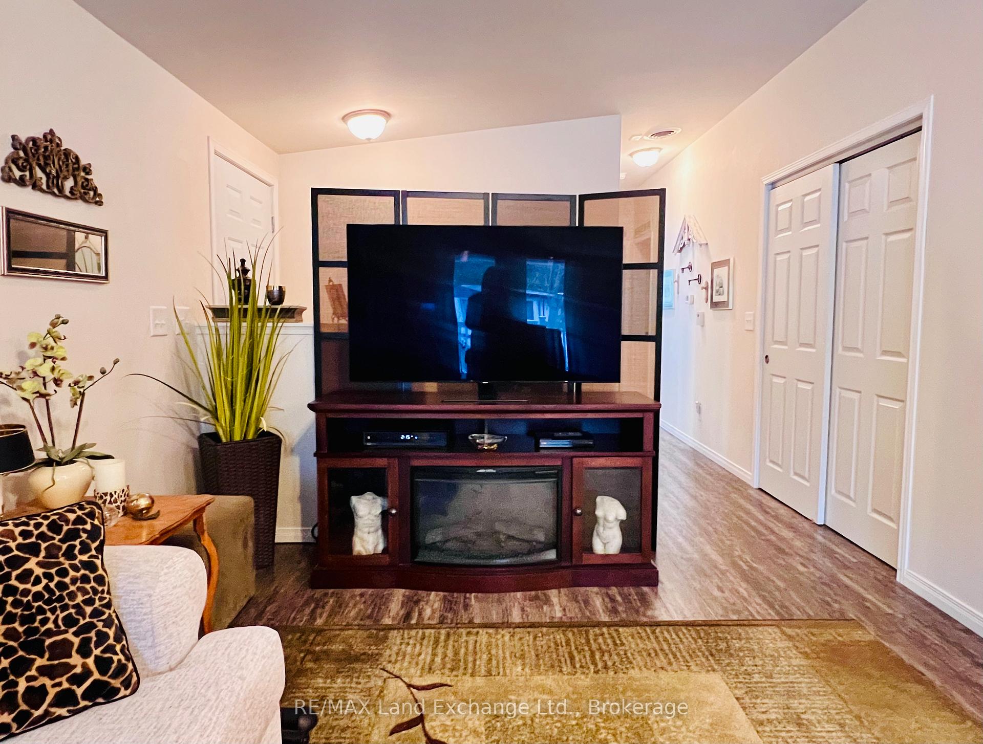 Photo 10 of 16 Sutton Drive, Ashfield-Colborne-Wawanosh, Ashfield — HOMEH