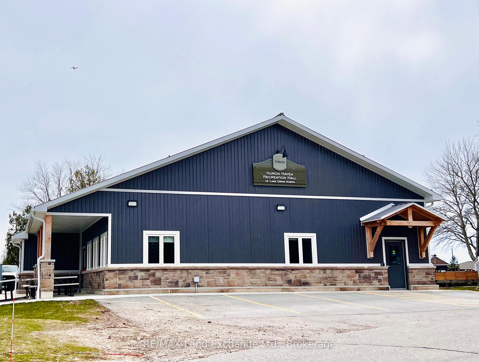 Photo 21 of 16 Sutton Drive, Ashfield-Colborne-Wawanosh, Ashfield — HOMEH