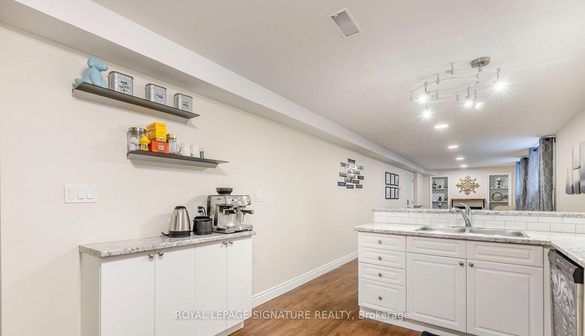 Photo 13 of Unit Lower, 10 Duval Drive, Barrie, East Bayfield — HOMEH