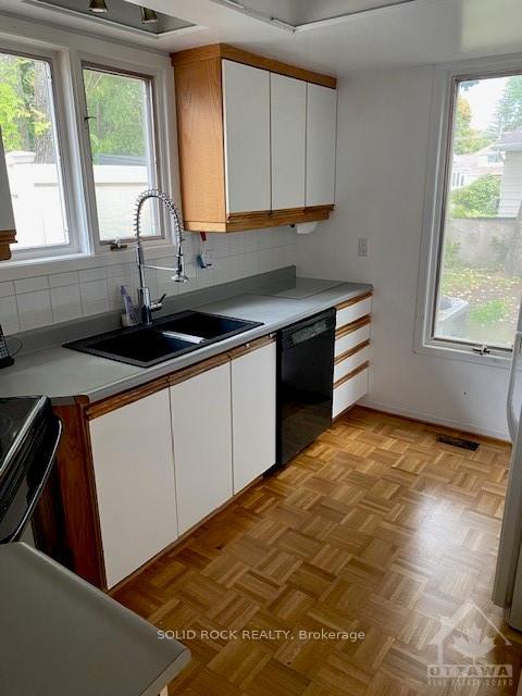 Photo 8 of 7 Westpark Drive, Ottawa, Blackburn Hamlet — HOMEH