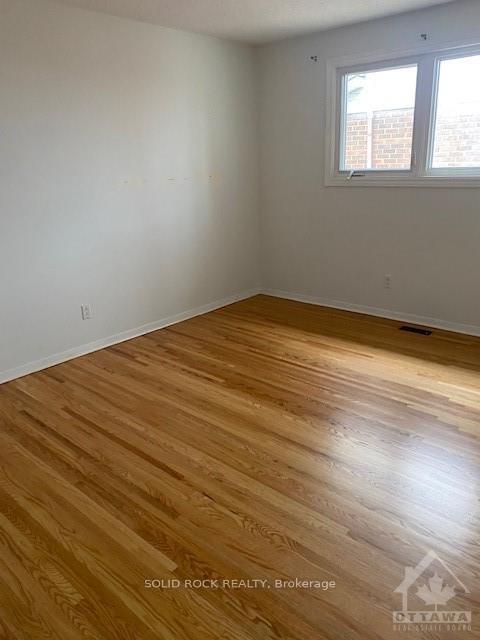 Photo 10 of 7 Westpark Drive, Ottawa, Blackburn Hamlet — HOMEH