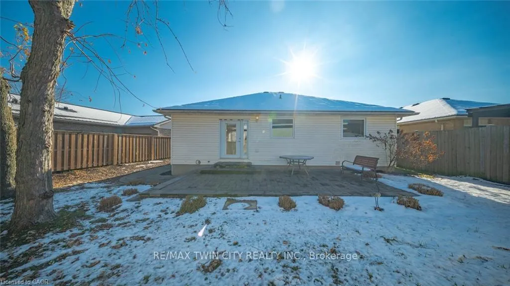 Photo 40 of 49 Alexander Drive, Aylmer — HOMEH