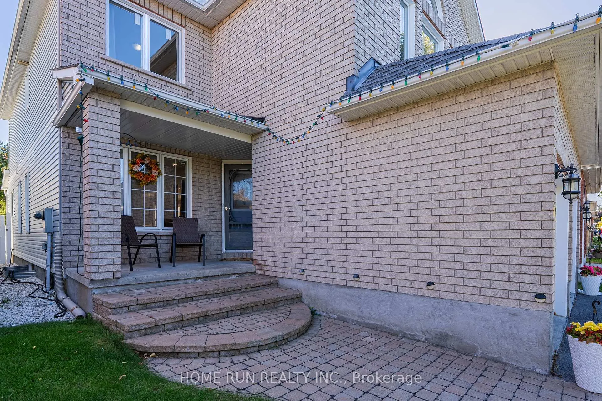 Photo 3 of 17 Rodeo Drive, Ottawa, Barrhaven - Longfields — HOMEH