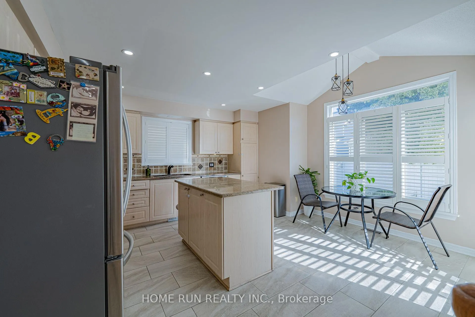 Photo 21 of 17 Rodeo Drive, Ottawa, Barrhaven - Longfields — HOMEH