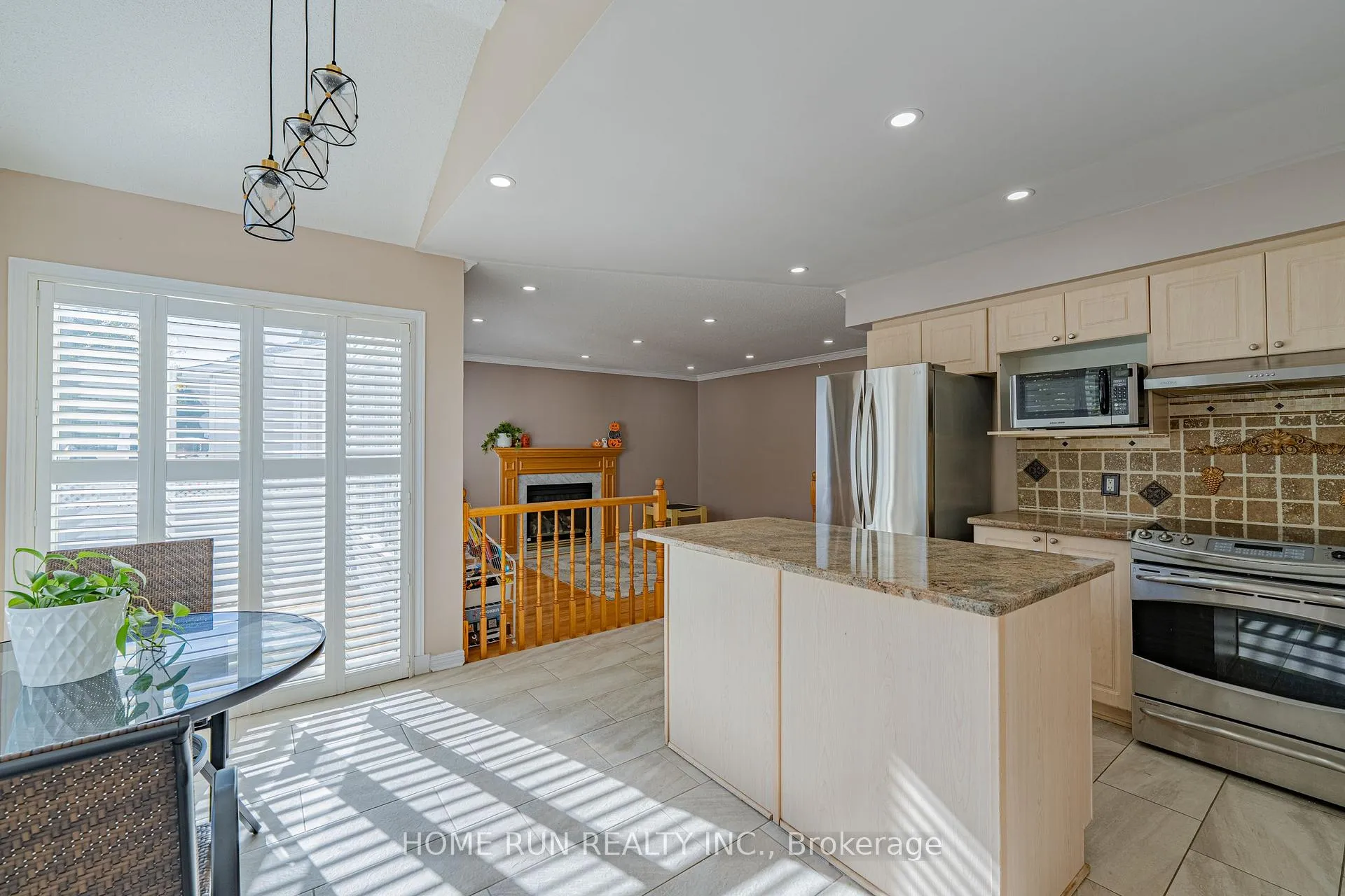 Photo 23 of 17 Rodeo Drive, Ottawa, Barrhaven - Longfields — HOMEH