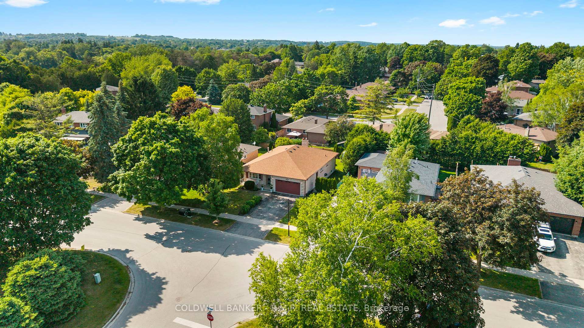 Photo 7 of 39 Ewen Drive, Uxbridge — HOMEH