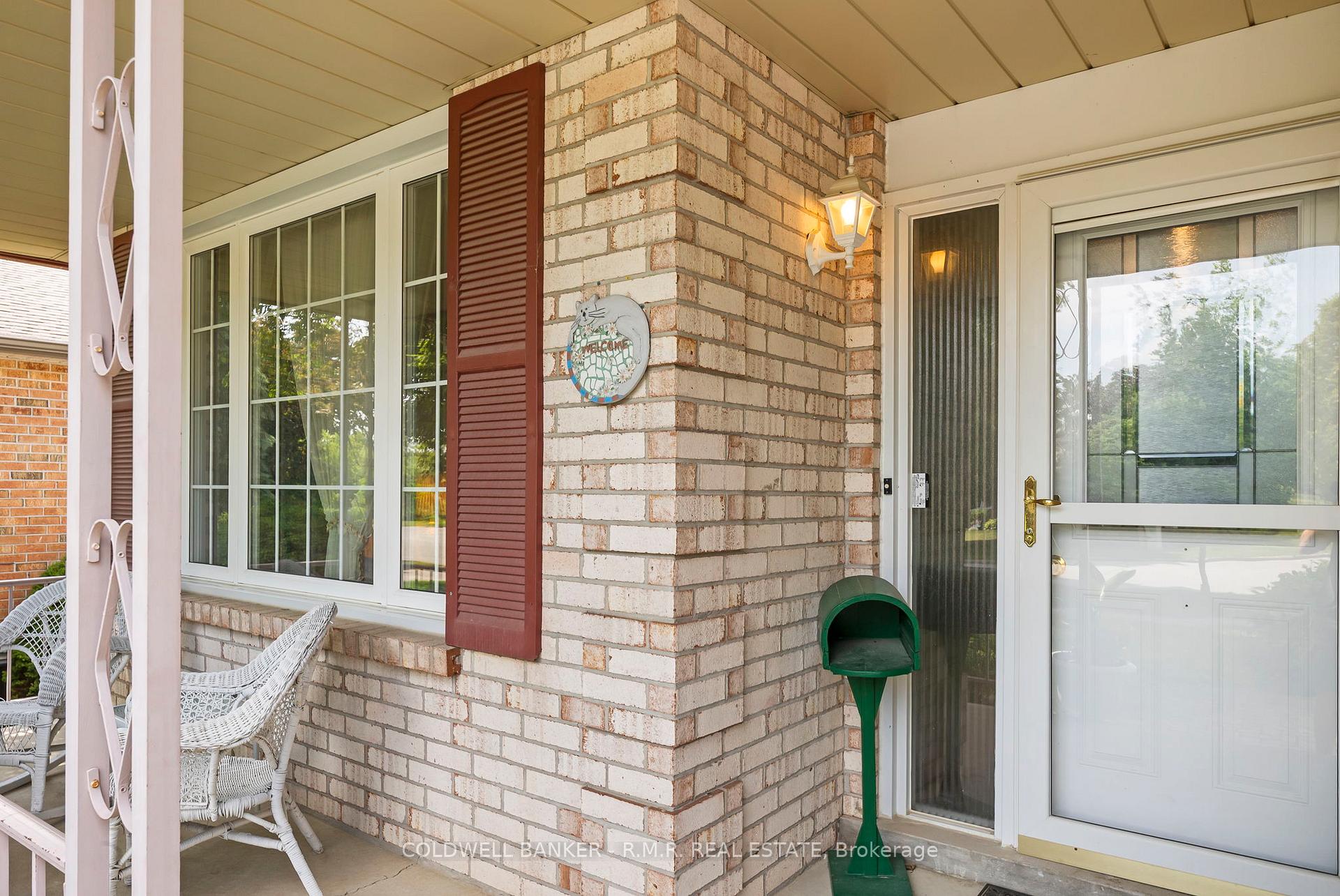 Photo 8 of 39 Ewen Drive, Uxbridge — HOMEH