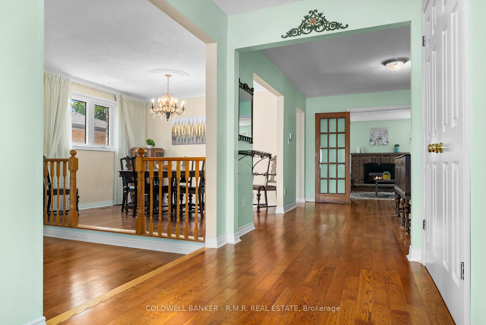 Photo 11 of 39 Ewen Drive, Uxbridge — HOMEH