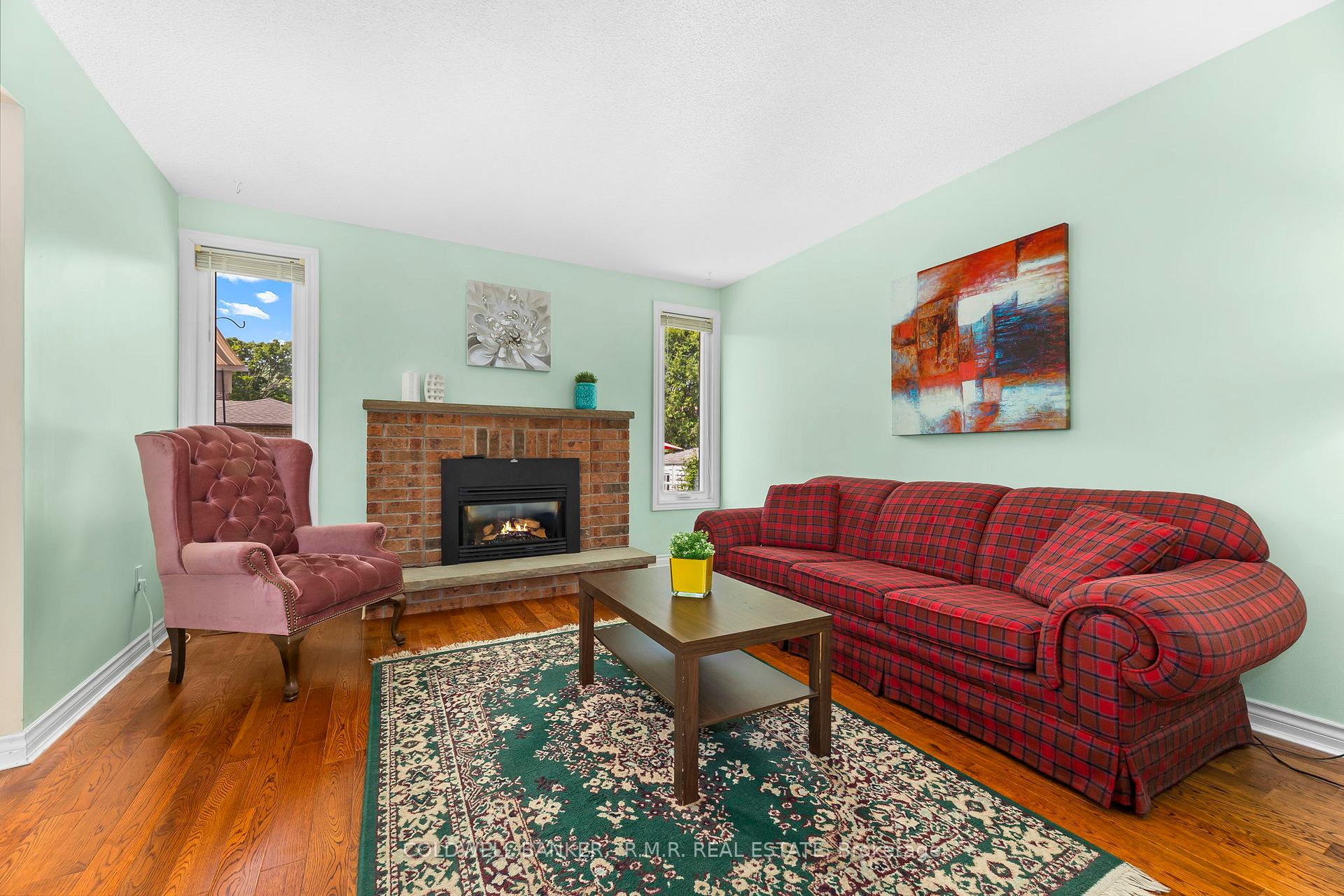 Photo 17 of 39 Ewen Drive, Uxbridge — HOMEH