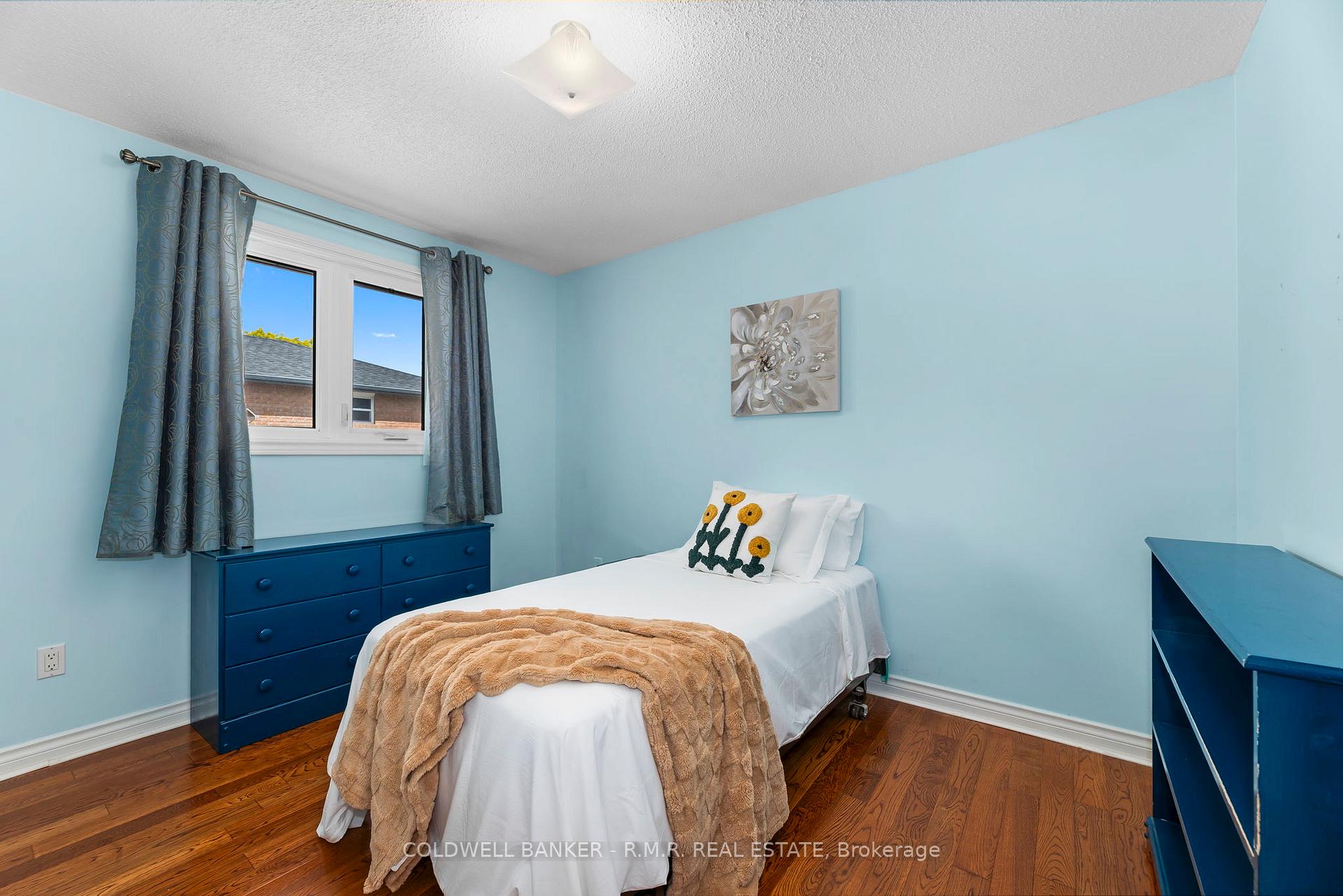 Photo 21 of 39 Ewen Drive, Uxbridge — HOMEH