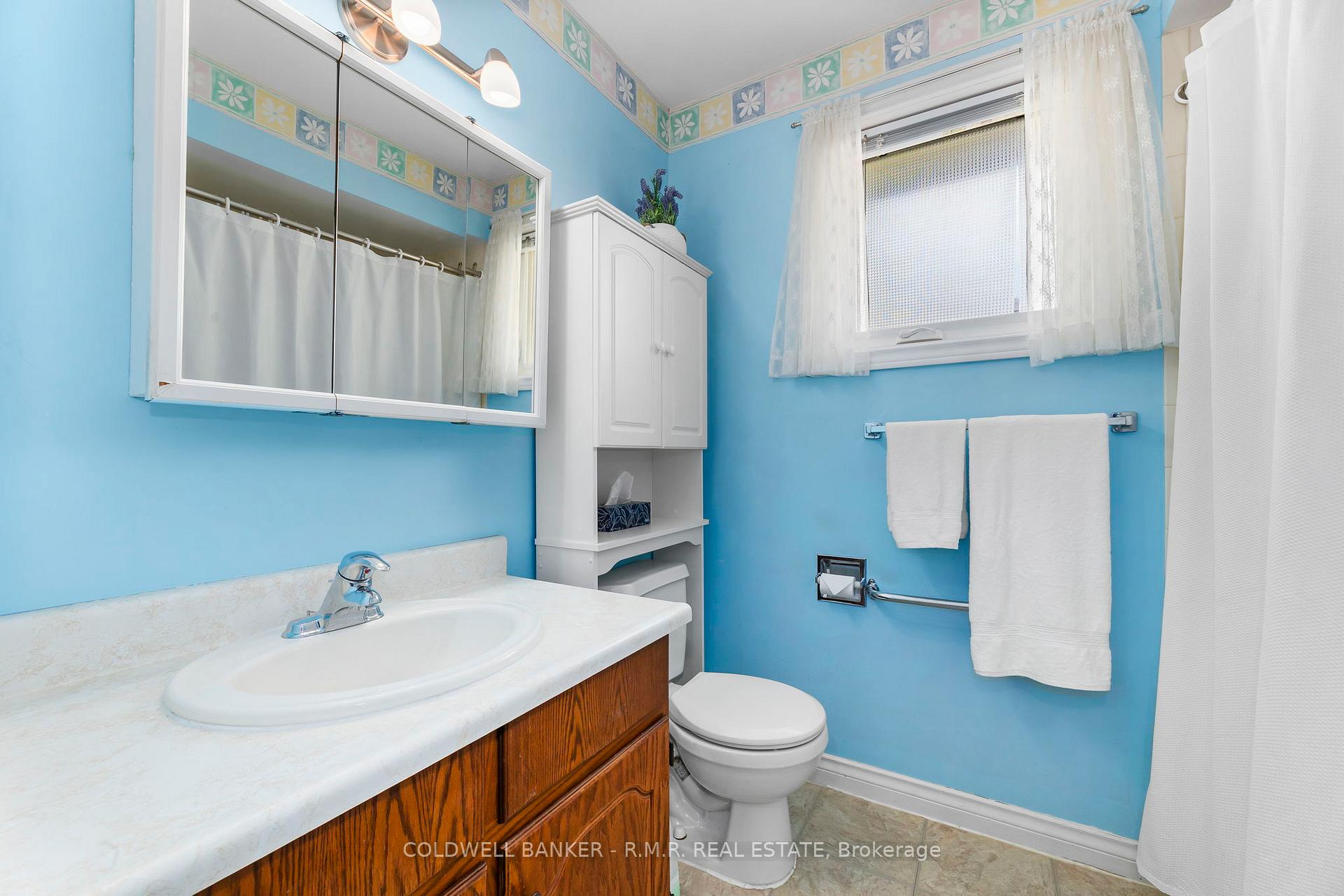 Photo 22 of 39 Ewen Drive, Uxbridge — HOMEH