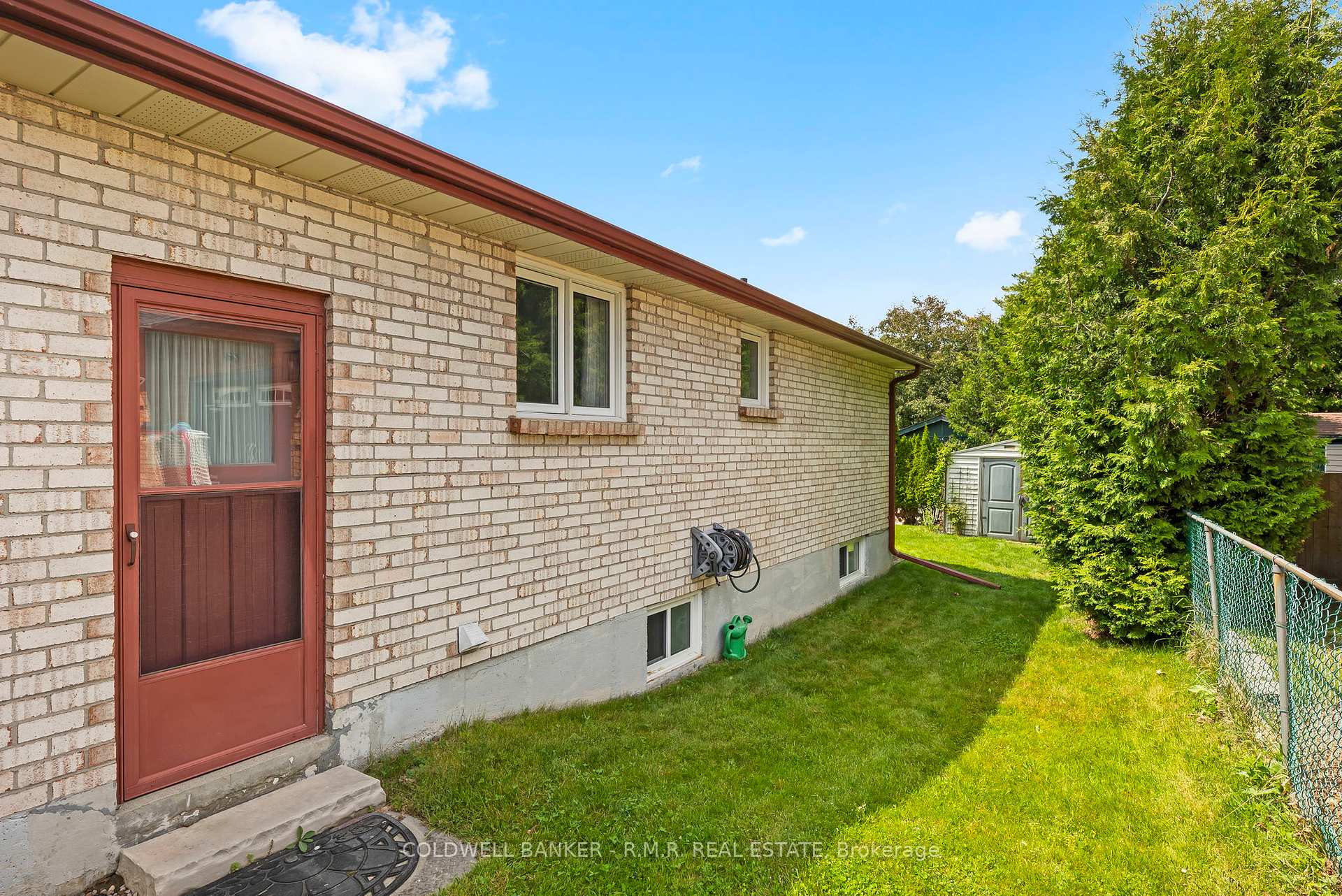 Photo 33 of 39 Ewen Drive, Uxbridge — HOMEH