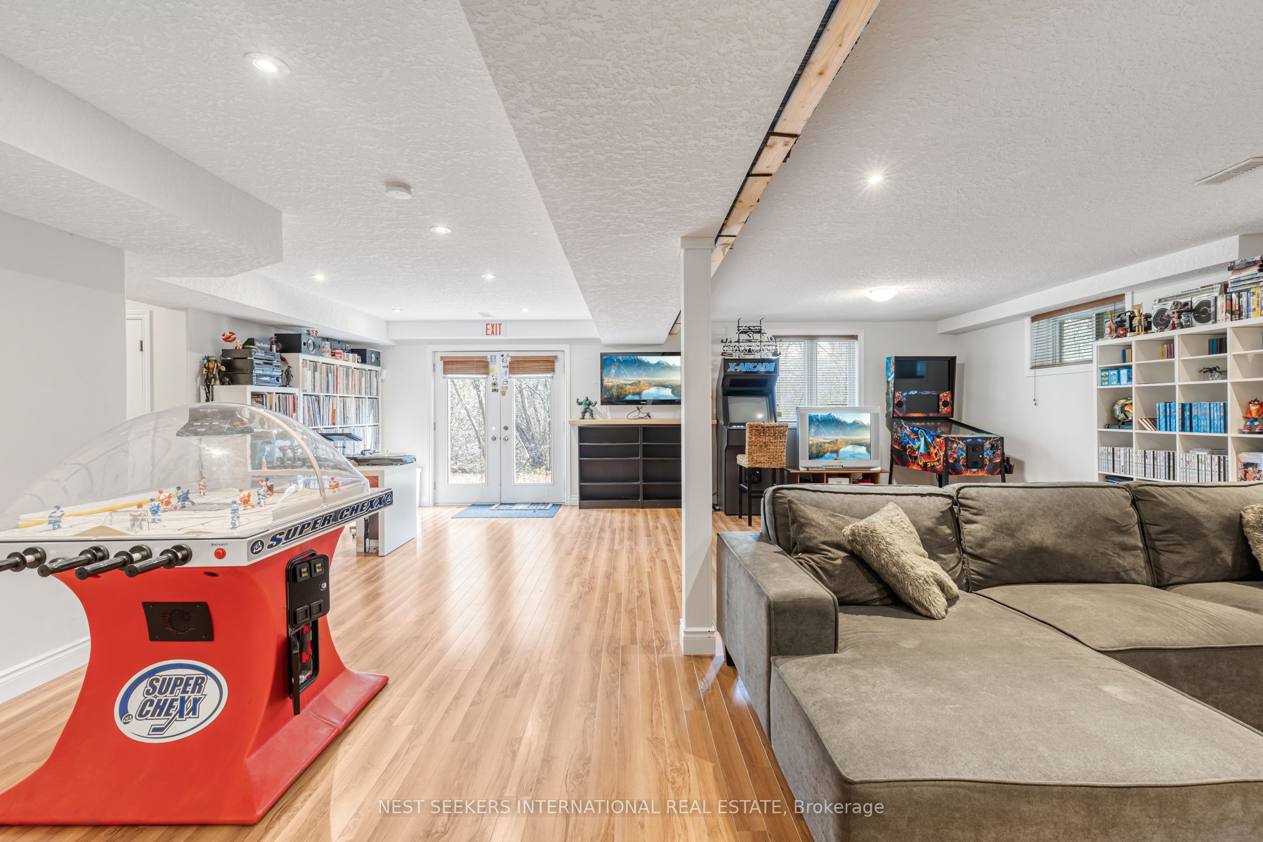 Photo 72 of 967 Doon Village Road, Kitchener — HOMEH