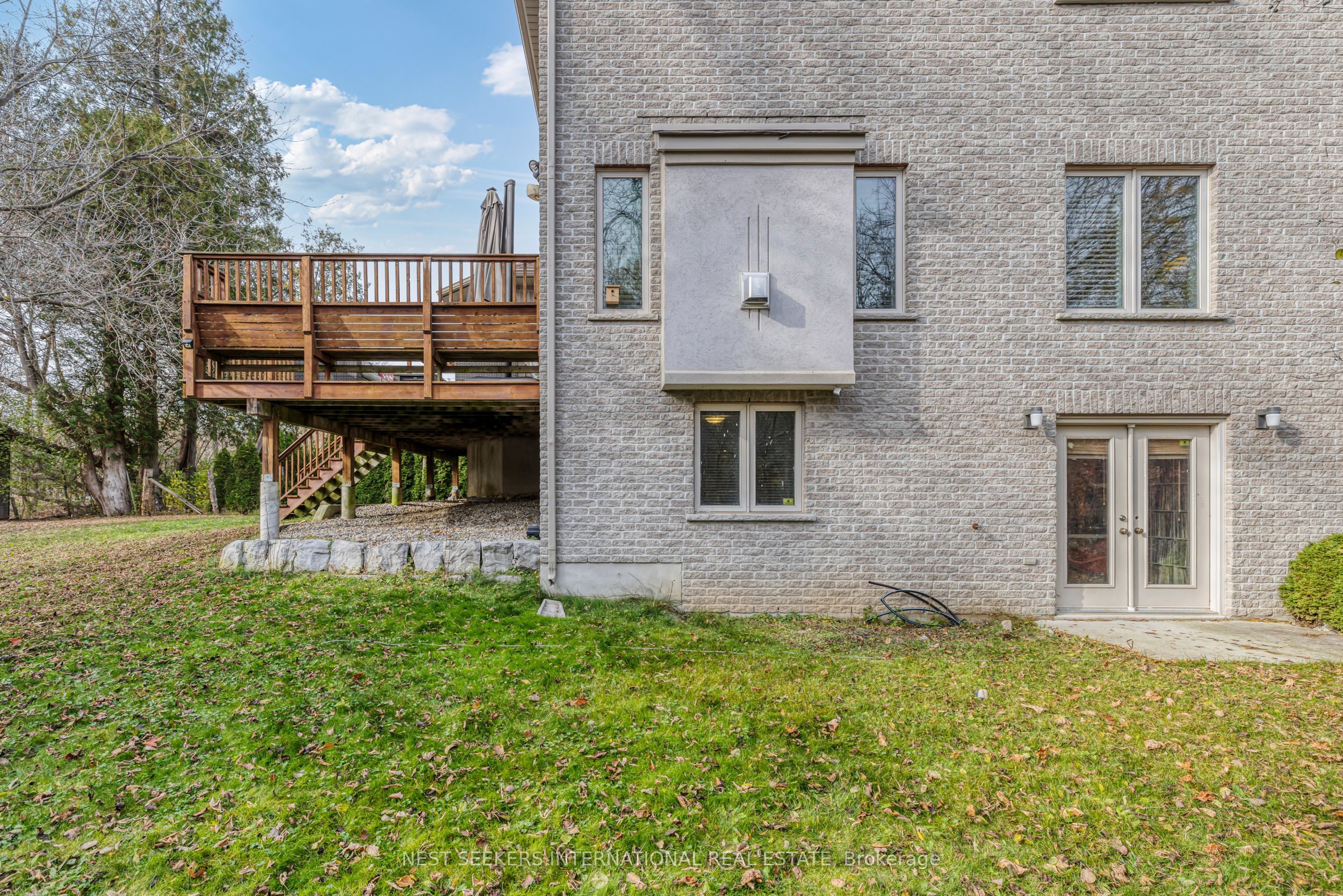Photo 76 of 967 Doon Village Road, Kitchener — HOMEH