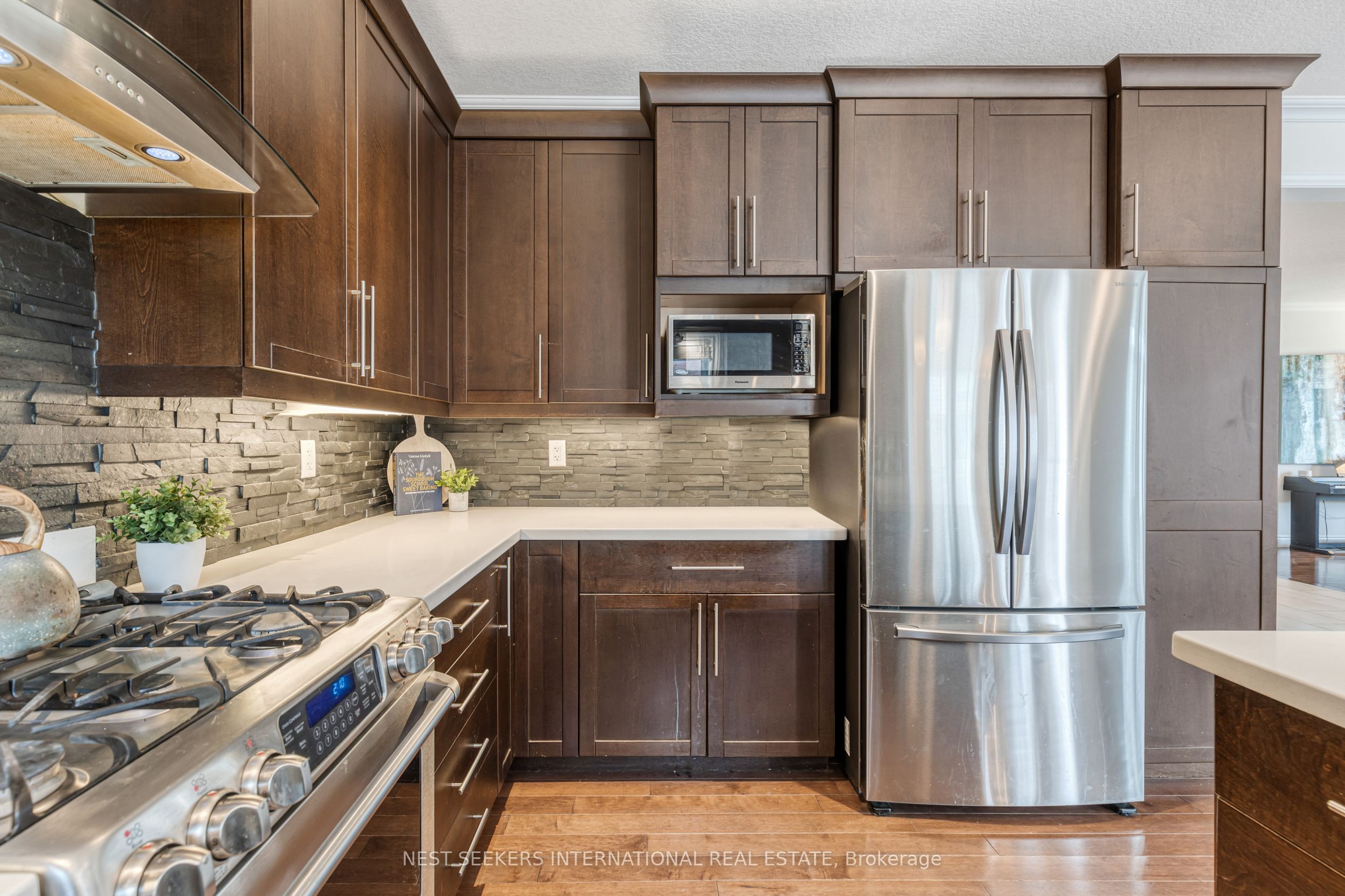 Photo 58 of 967 Doon Village Road, Kitchener — HOMEH