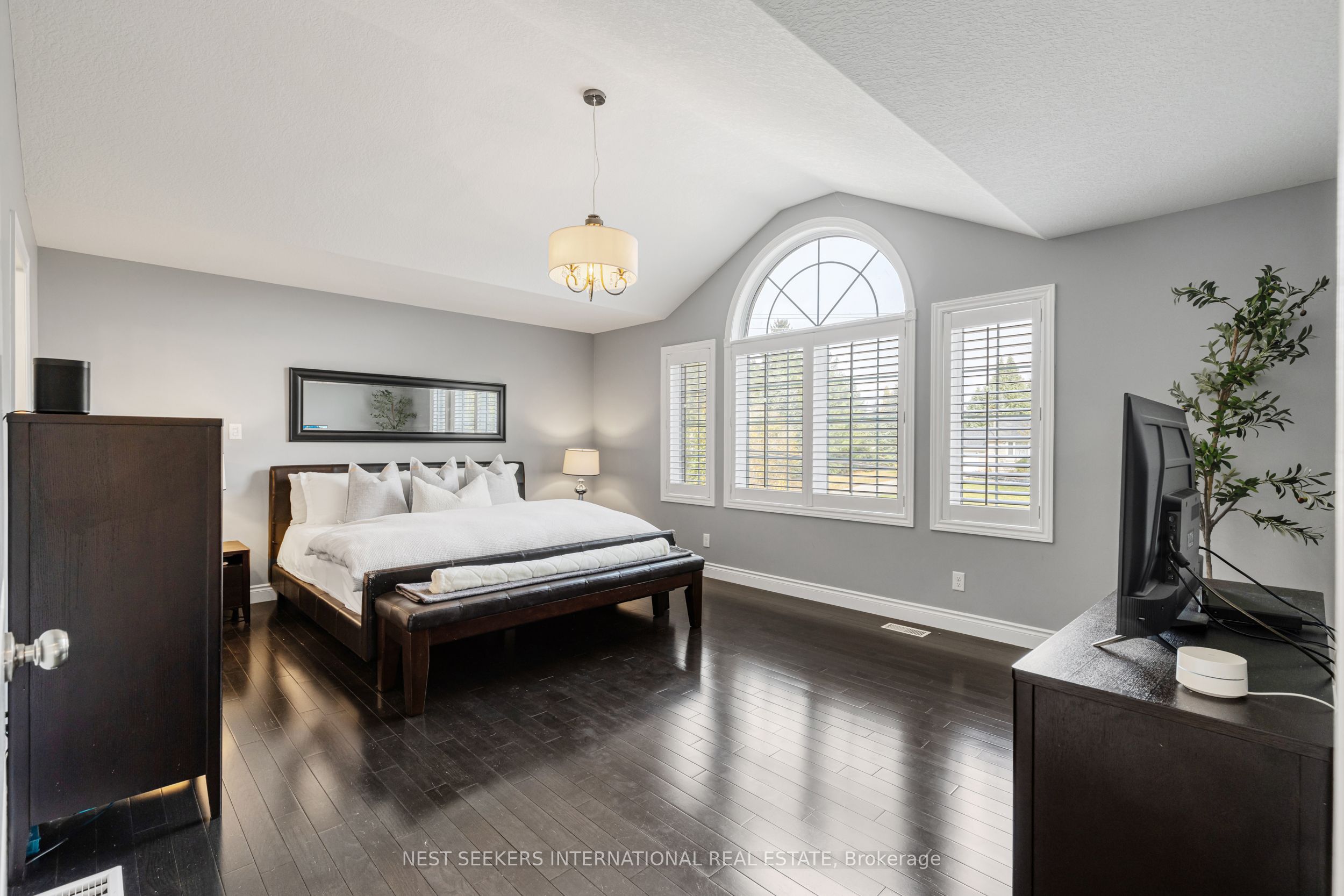 Photo 61 of 967 Doon Village Road, Kitchener — HOMEH