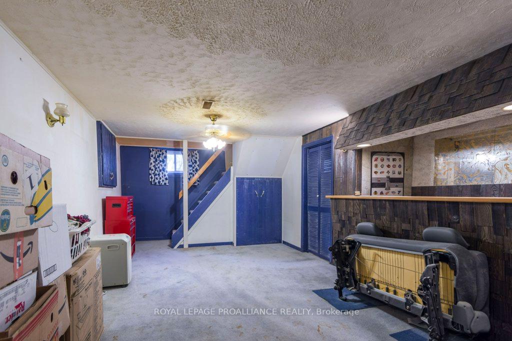 Photo 17 of 69 Thorncliffe Drive, Belleville, Belleville Ward — HOMEH