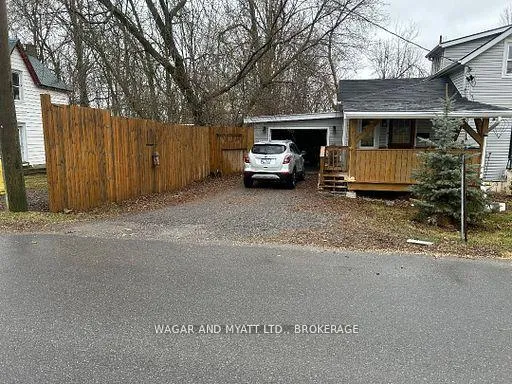 Photo 3 of 95 Young Street E, Tyendinaga, Mohawks of The Bay of Quinte — HOMEH