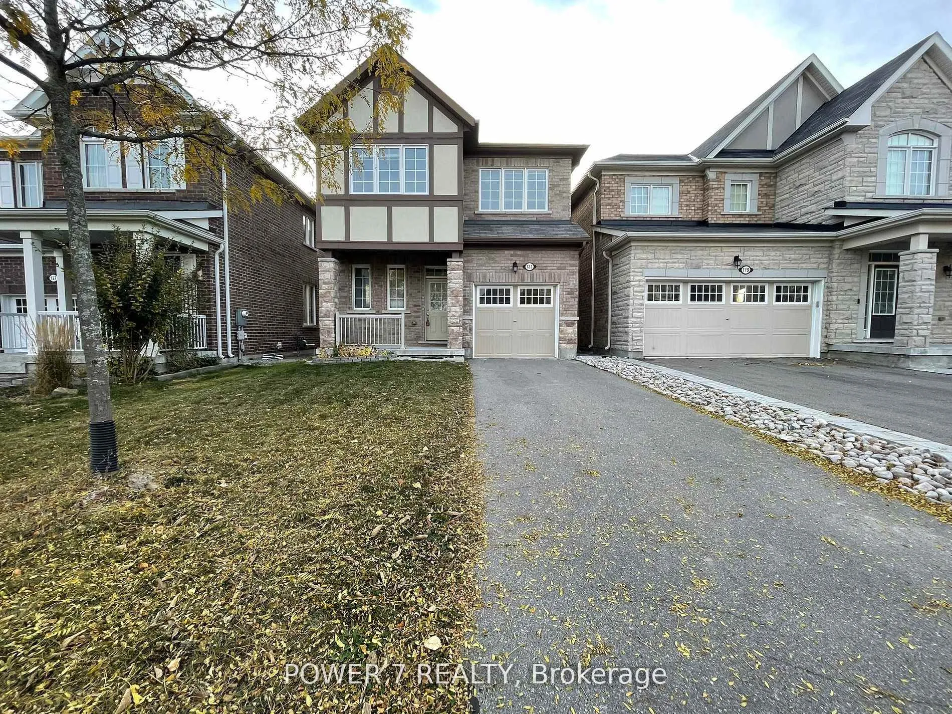 Photo 1 of 123 Major Crescent, Aurora, Rural Aurora — HOMEH