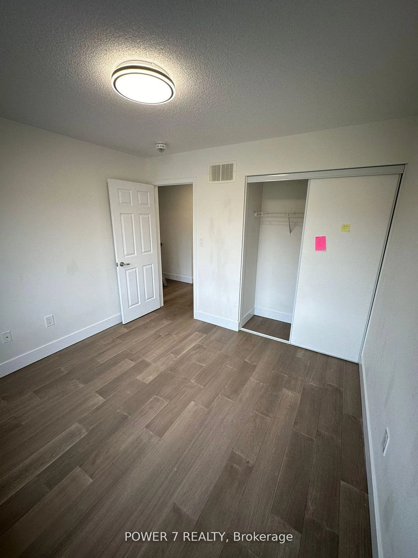 Photo 13 of 123 Major Crescent, Aurora, Rural Aurora — HOMEH