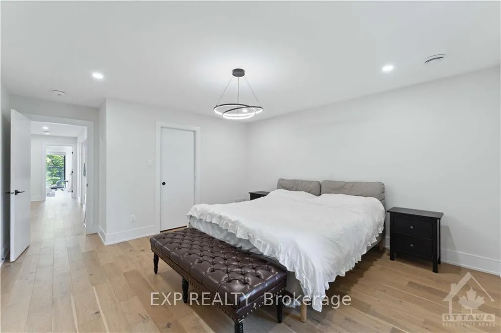 Photo 9 of Unit A, 187 Carleton Avenue, Ottawa, Ottawa West/Tunneys Pasture — HOMEH